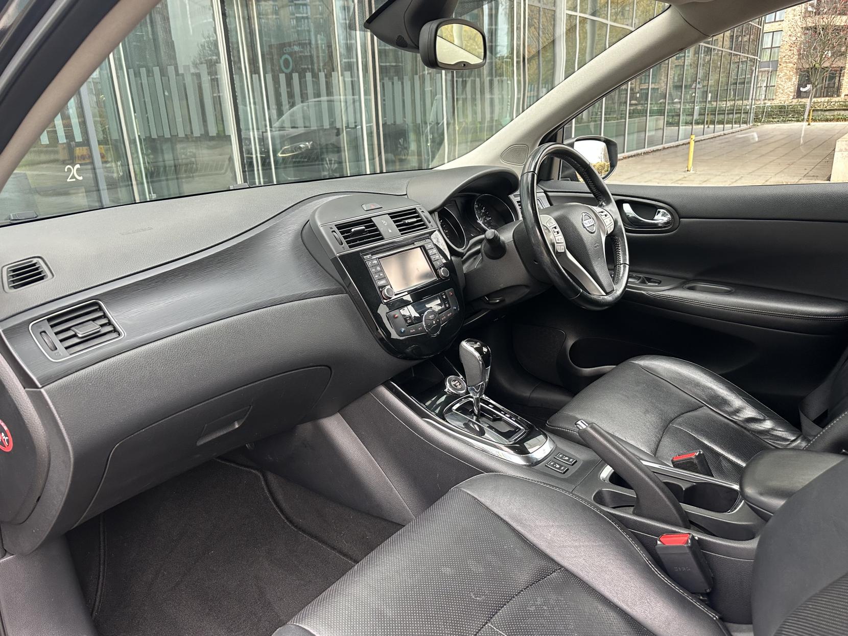 Nissan Pulsar 1.2 DIG-T Tekna Hatchback 5dr Petrol XTRON Euro 6 (s/s) (115 ps)