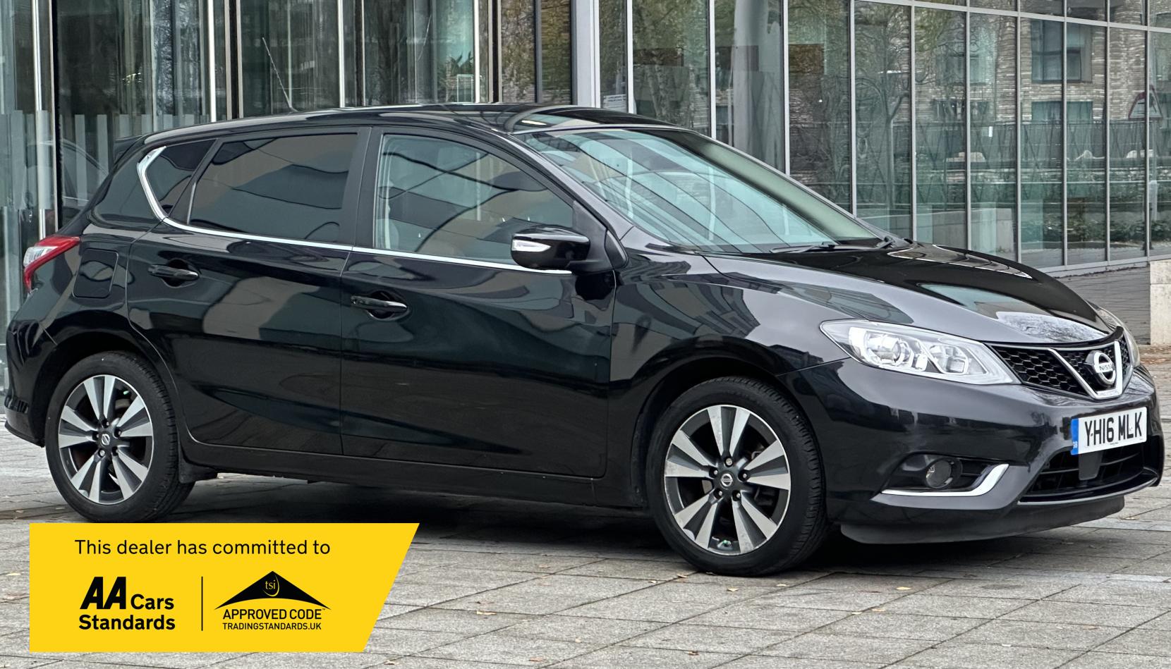 Nissan Pulsar 1.2 DIG-T Tekna Hatchback 5dr Petrol XTRON Euro 6 (s/s) (115 ps)