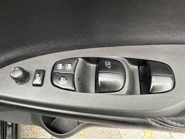 Nissan Pulsar 1.2 DIG-T Tekna Hatchback 5dr Petrol XTRON Euro 6 (s/s) (115 ps)