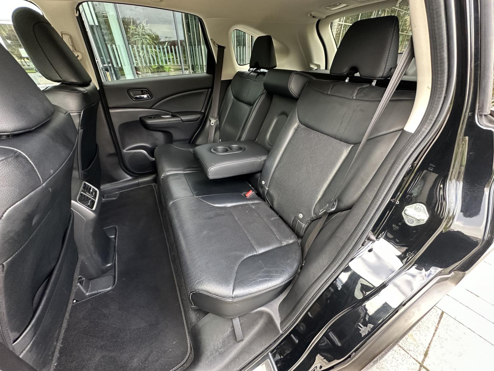 Honda CR-V 2.0 i-VTEC EX SUV 5dr Petrol Auto 4WD Euro 6 (155 ps)