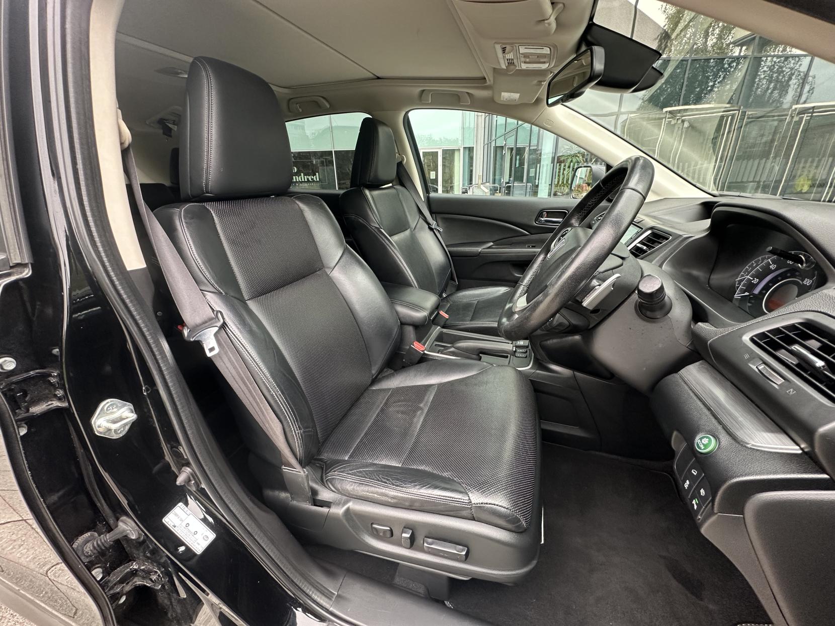 Honda CR-V 2.0 i-VTEC EX SUV 5dr Petrol Auto 4WD Euro 6 (155 ps)