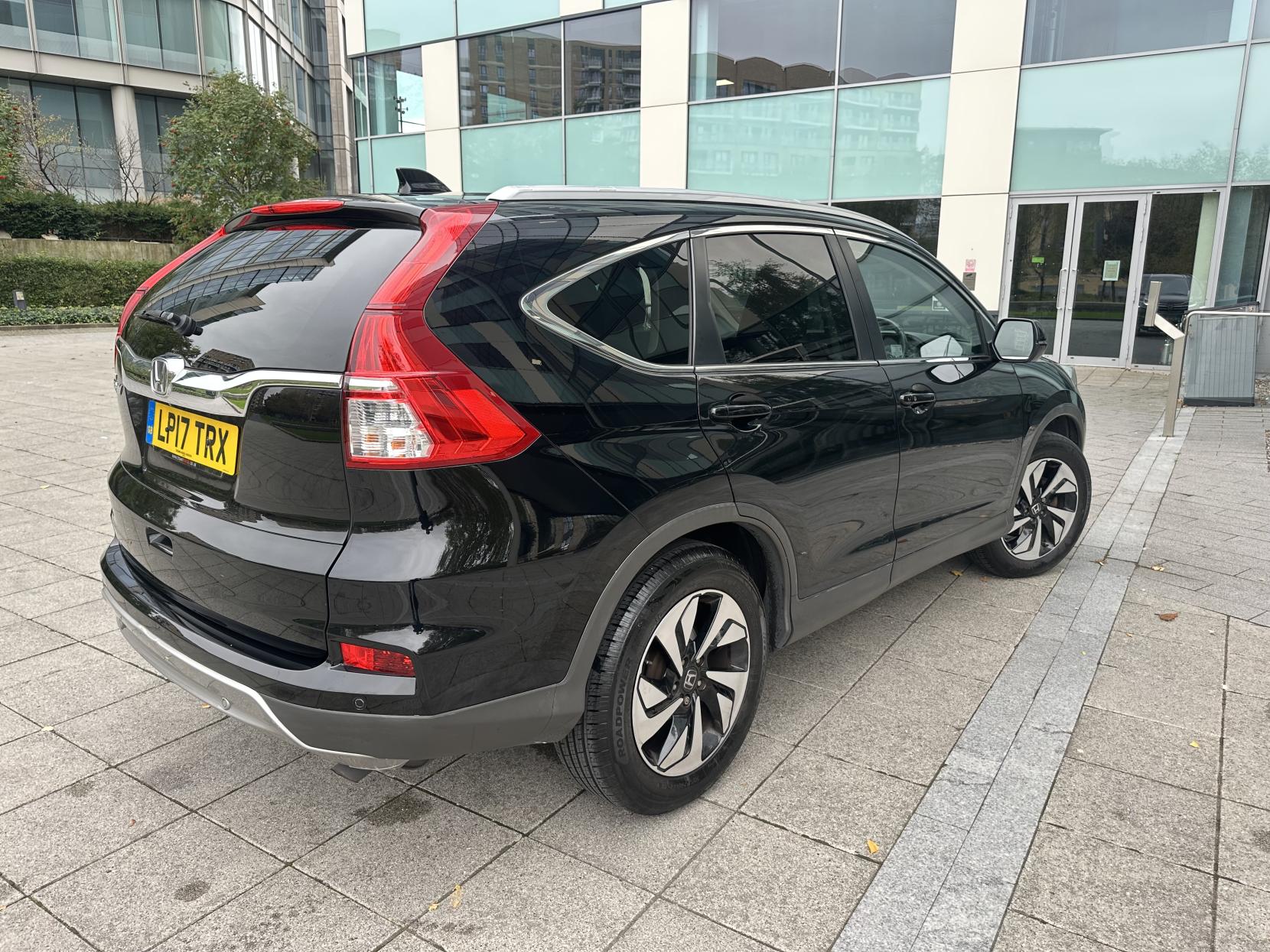Honda CR-V 2.0 i-VTEC EX SUV 5dr Petrol Auto 4WD Euro 6 (155 ps)
