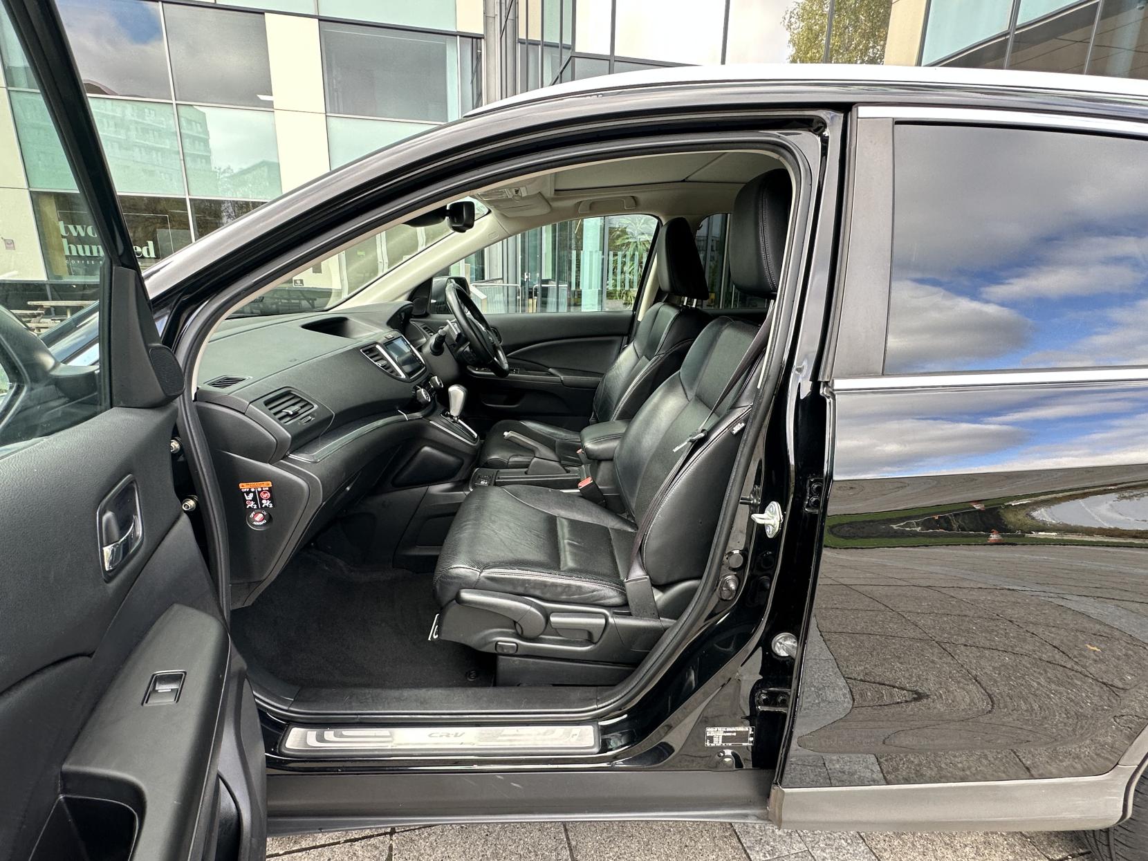 Honda CR-V 2.0 i-VTEC EX SUV 5dr Petrol Auto 4WD Euro 6 (155 ps)