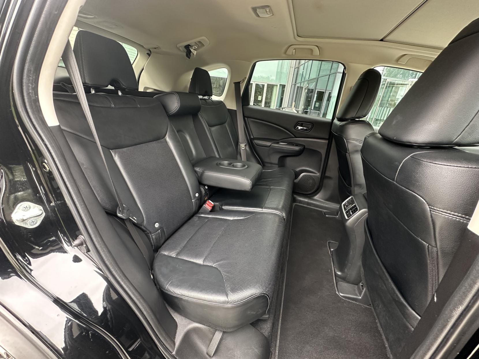 Honda CR-V 2.0 i-VTEC EX SUV 5dr Petrol Auto 4WD Euro 6 (155 ps)