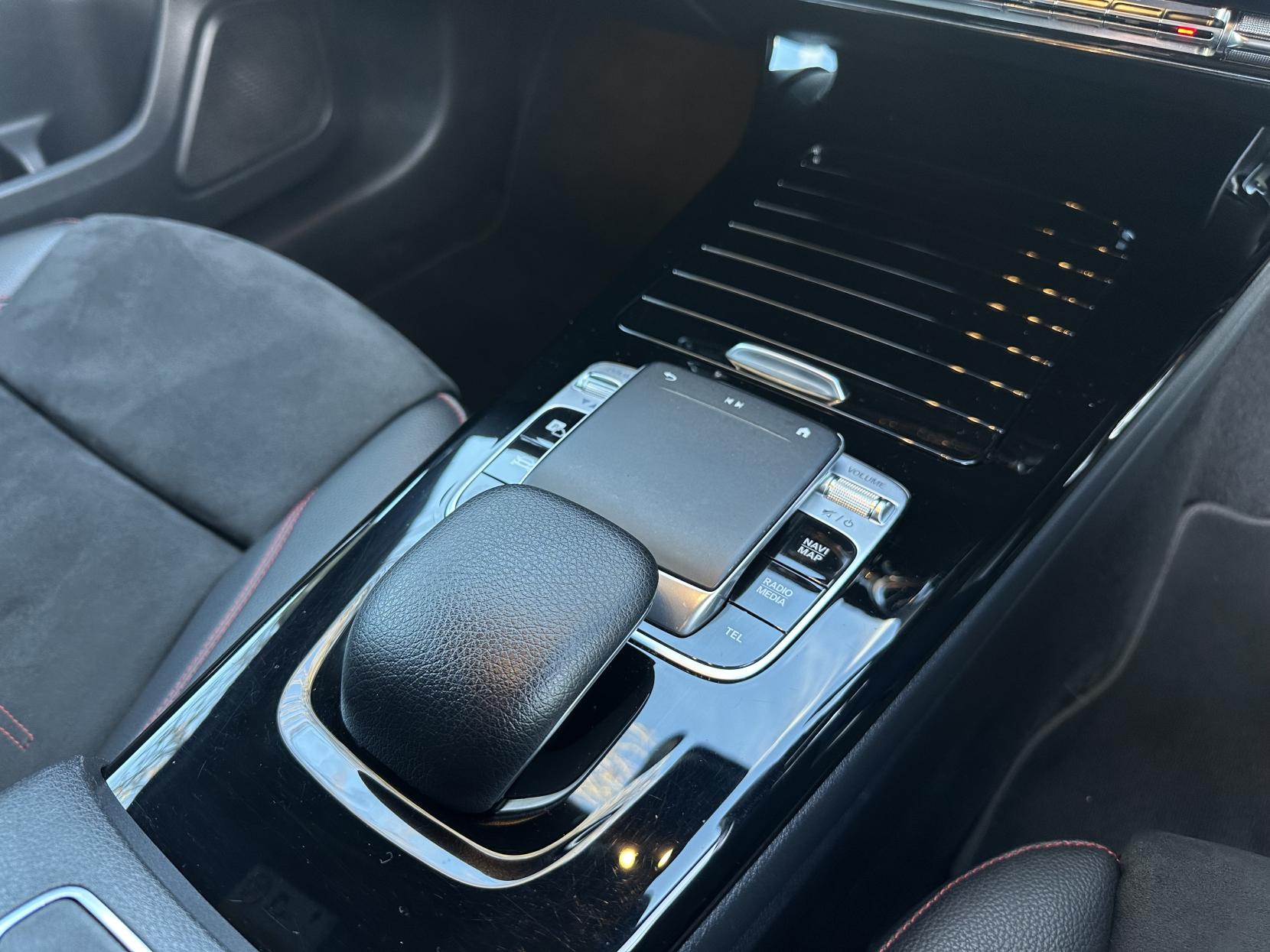 Mercedes-Benz A Class 1.3 A200 AMG Line (Executive) Hatchback 5dr Petrol 7G-DCT Euro 6 (s/s) (163 ps)