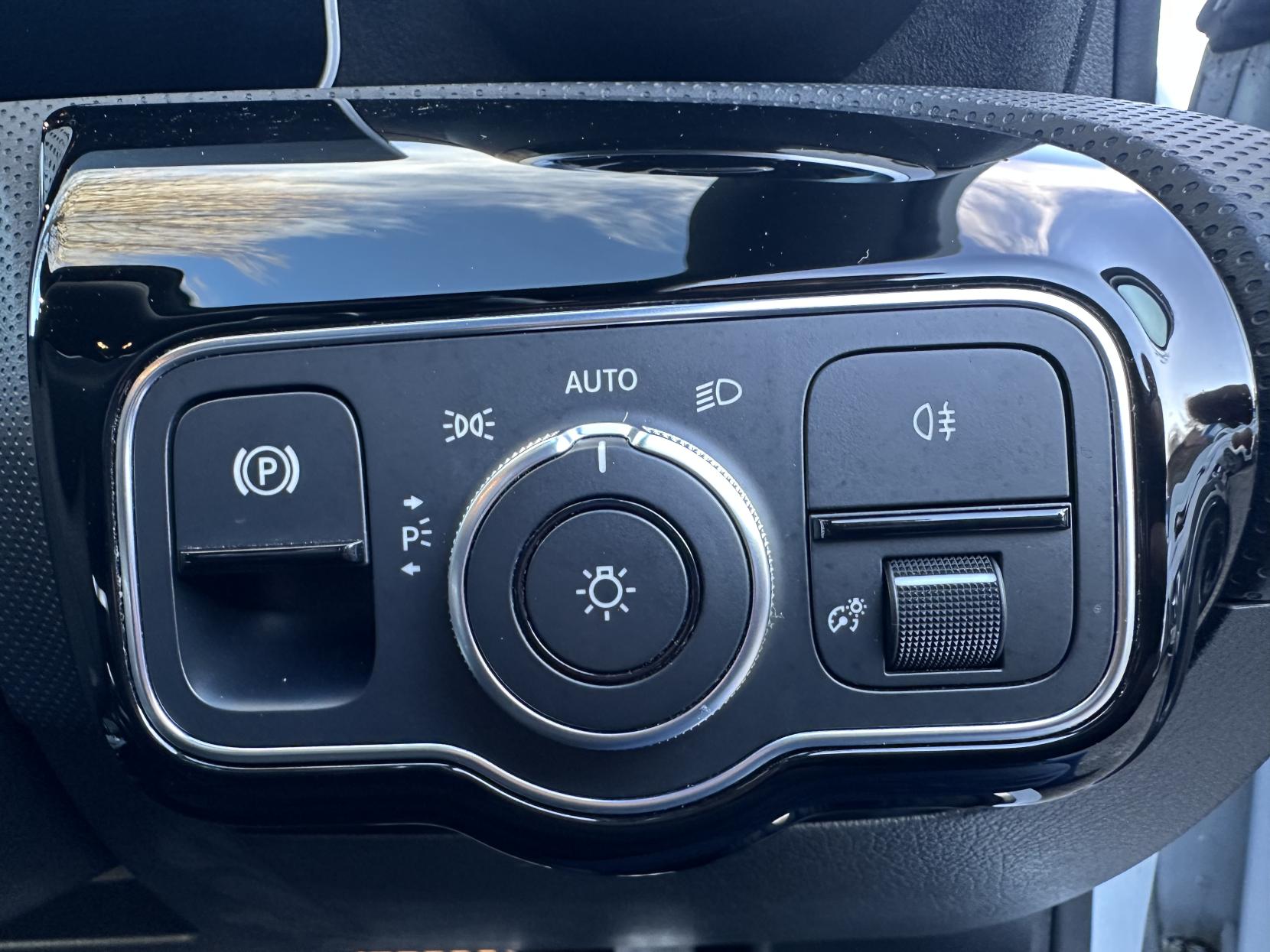 Mercedes-Benz A Class 1.3 A200 AMG Line (Executive) Hatchback 5dr Petrol 7G-DCT Euro 6 (s/s) (163 ps)