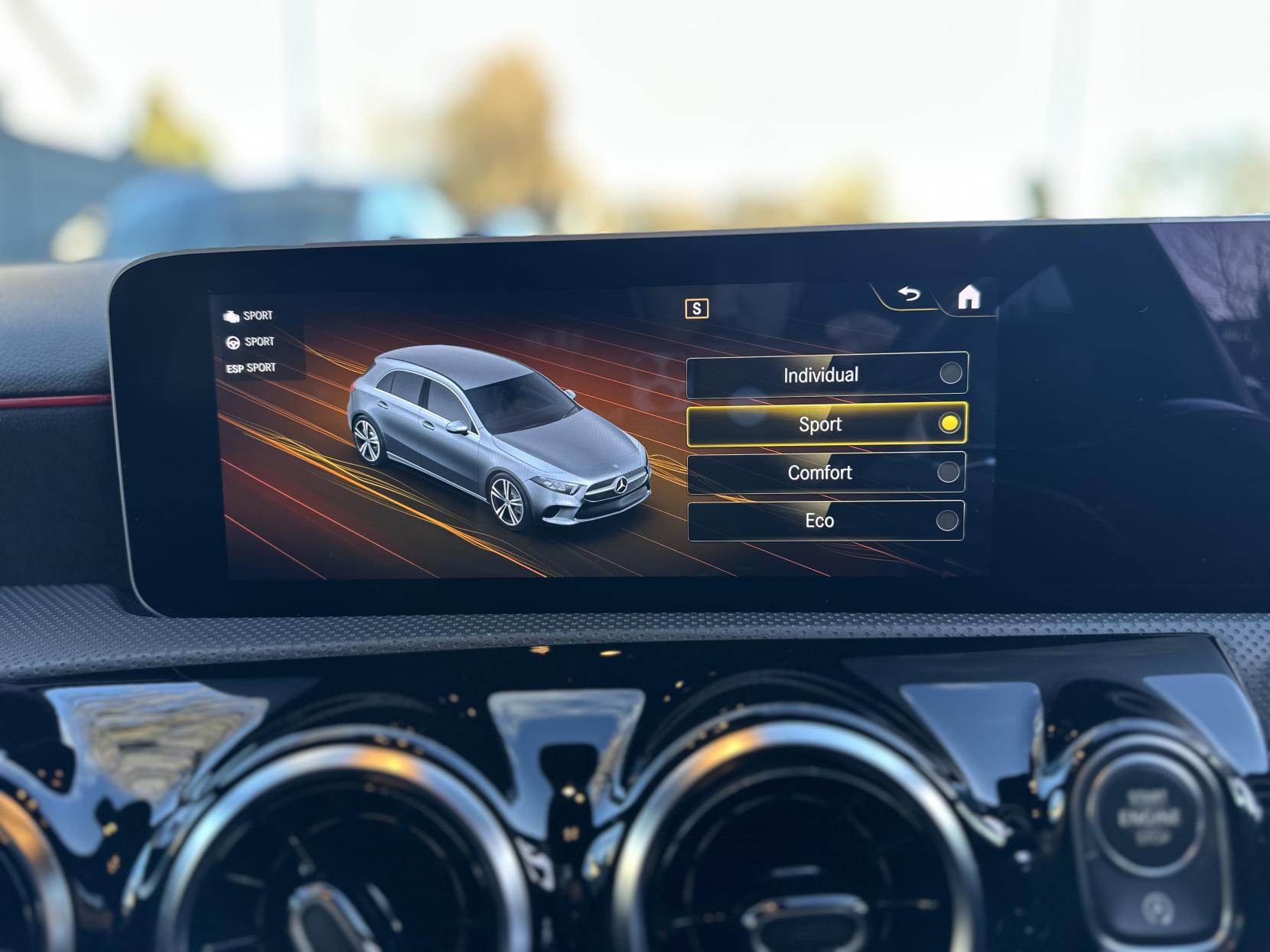 Mercedes-Benz A Class 1.3 A200 AMG Line (Executive) Hatchback 5dr Petrol 7G-DCT Euro 6 (s/s) (163 ps)