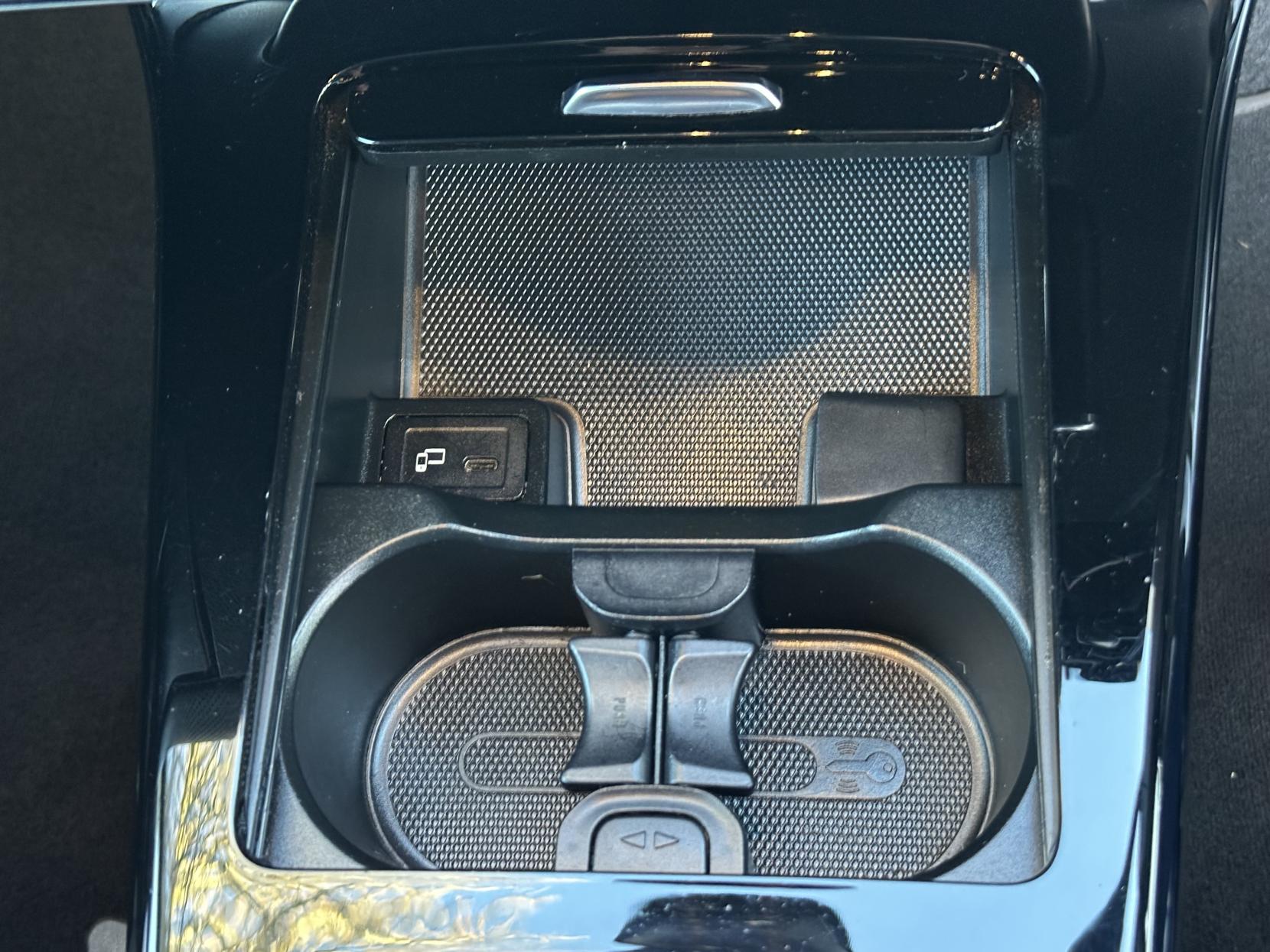 Mercedes-Benz A Class 1.3 A200 AMG Line (Executive) Hatchback 5dr Petrol 7G-DCT Euro 6 (s/s) (163 ps)