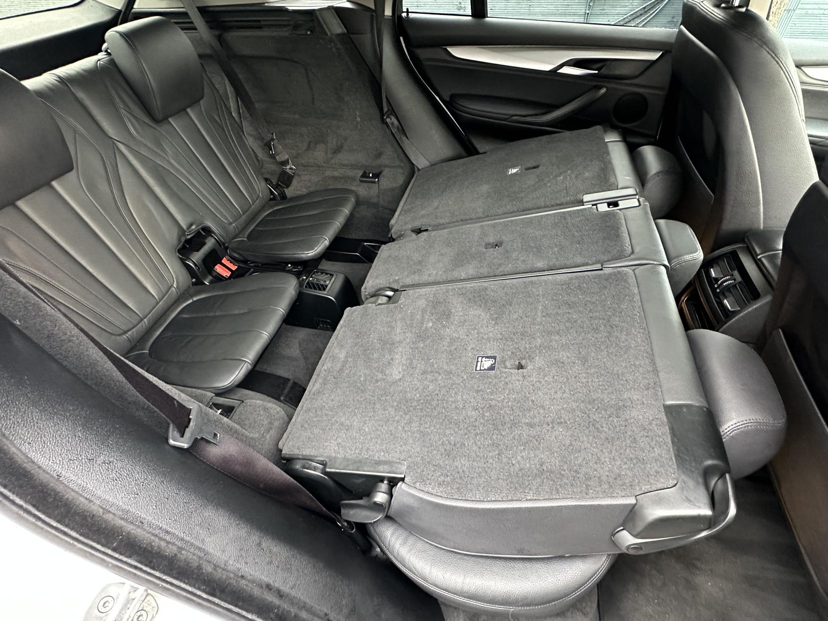 BMW X5 3.0 30d SE SUV 5dr Diesel Auto xDrive Euro 6 (s/s) (258 ps)