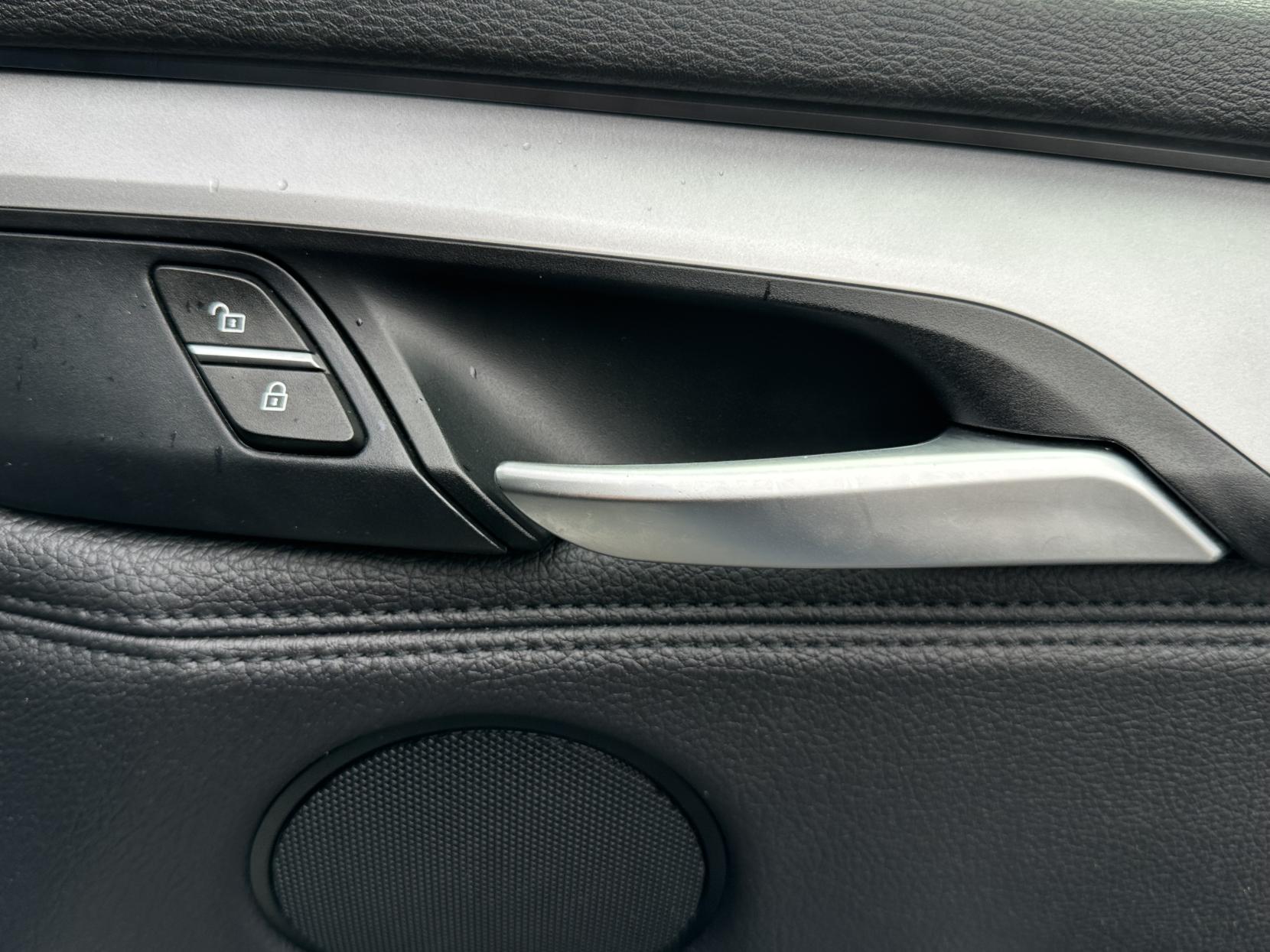 BMW X5 3.0 30d SE SUV 5dr Diesel Auto xDrive Euro 6 (s/s) (258 ps)