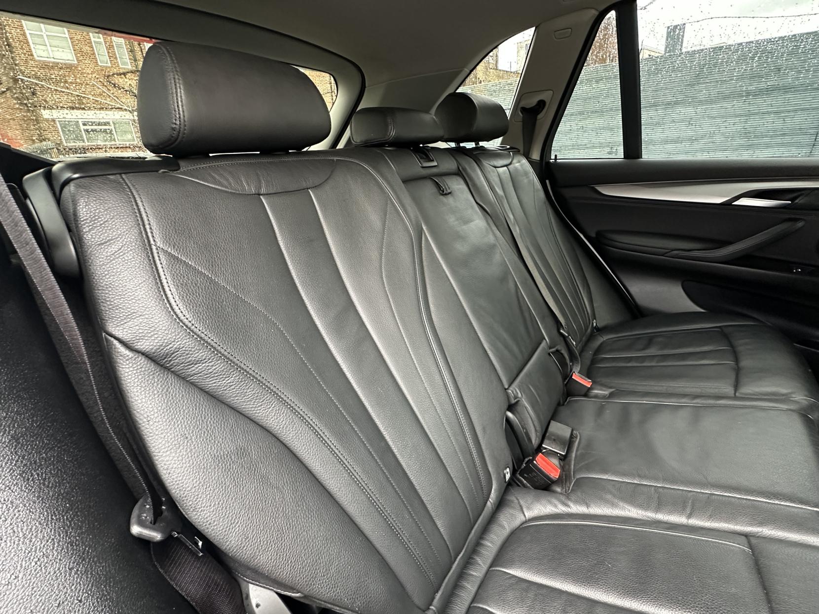 BMW X5 3.0 30d SE SUV 5dr Diesel Auto xDrive Euro 6 (s/s) (258 ps)