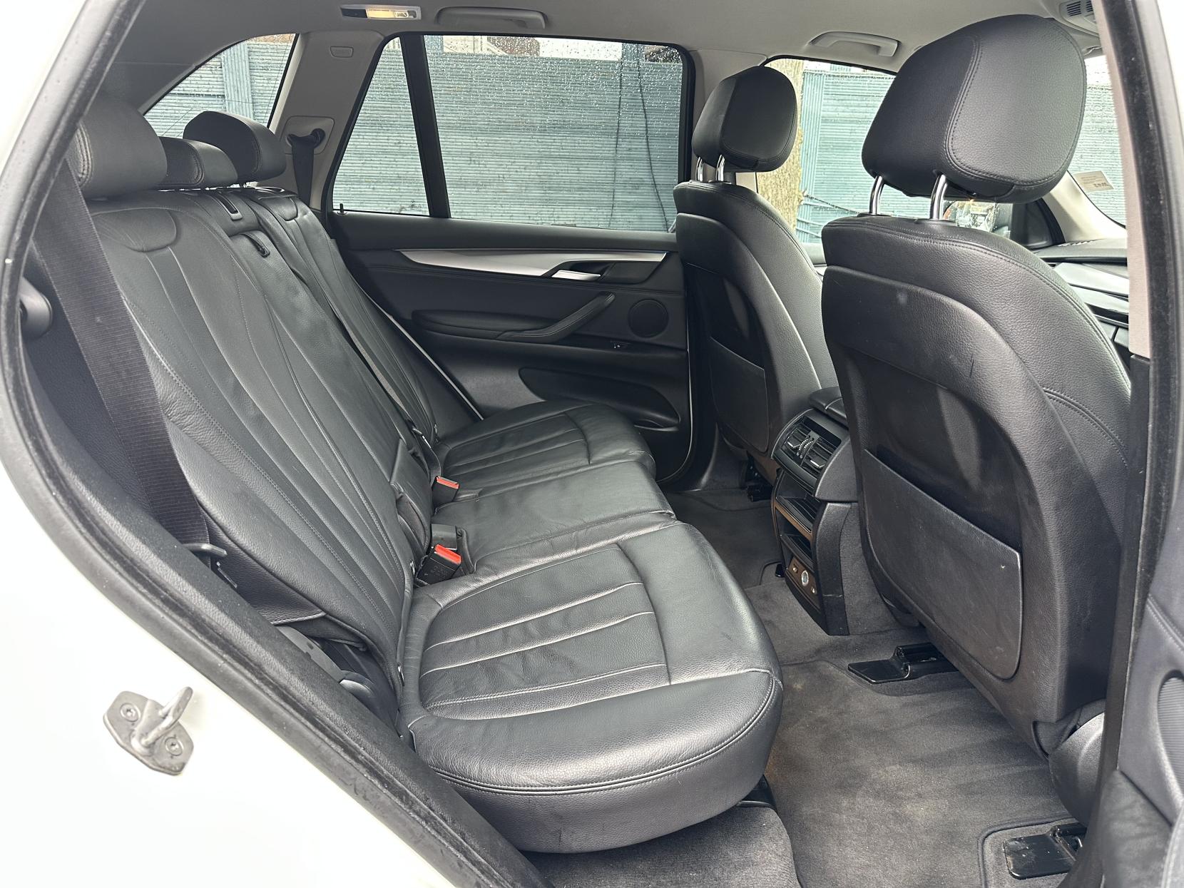 BMW X5 3.0 30d SE SUV 5dr Diesel Auto xDrive Euro 6 (s/s) (258 ps)