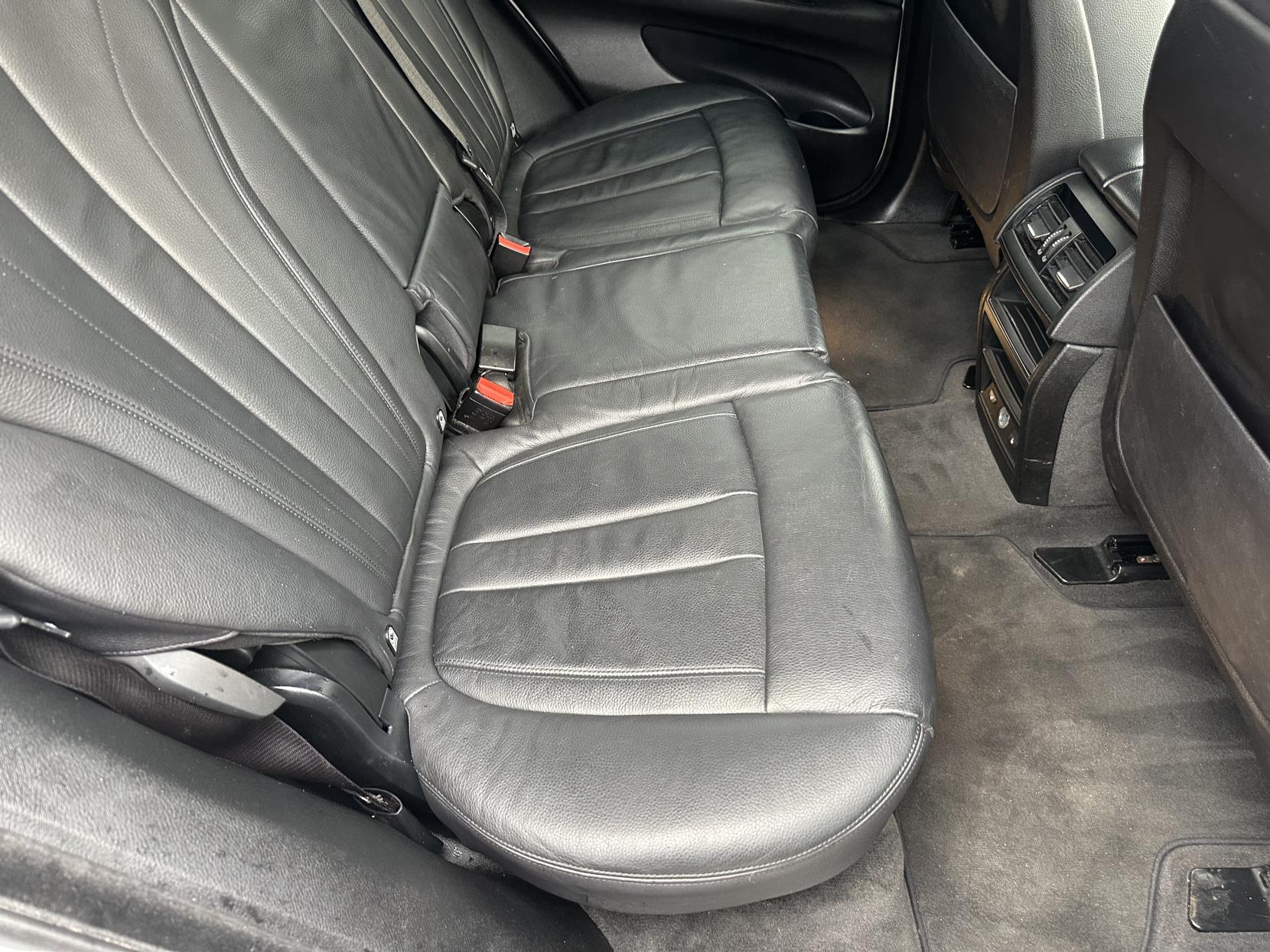 BMW X5 3.0 30d SE SUV 5dr Diesel Auto xDrive Euro 6 (s/s) (258 ps)