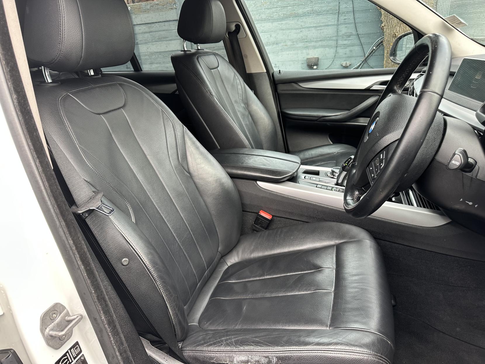 BMW X5 3.0 30d SE SUV 5dr Diesel Auto xDrive Euro 6 (s/s) (258 ps)