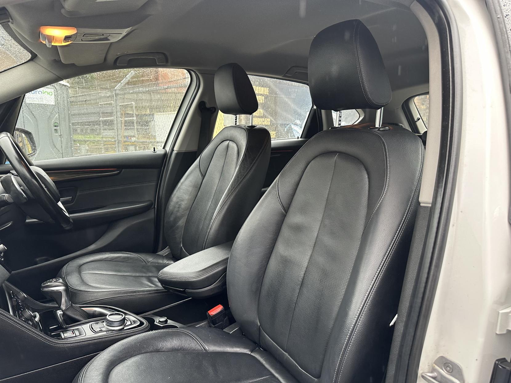 BMW 2 Series Active Tourer 2.0 220i Luxury MPV 5dr Petrol Auto Euro 6 (s/s) (192 ps)