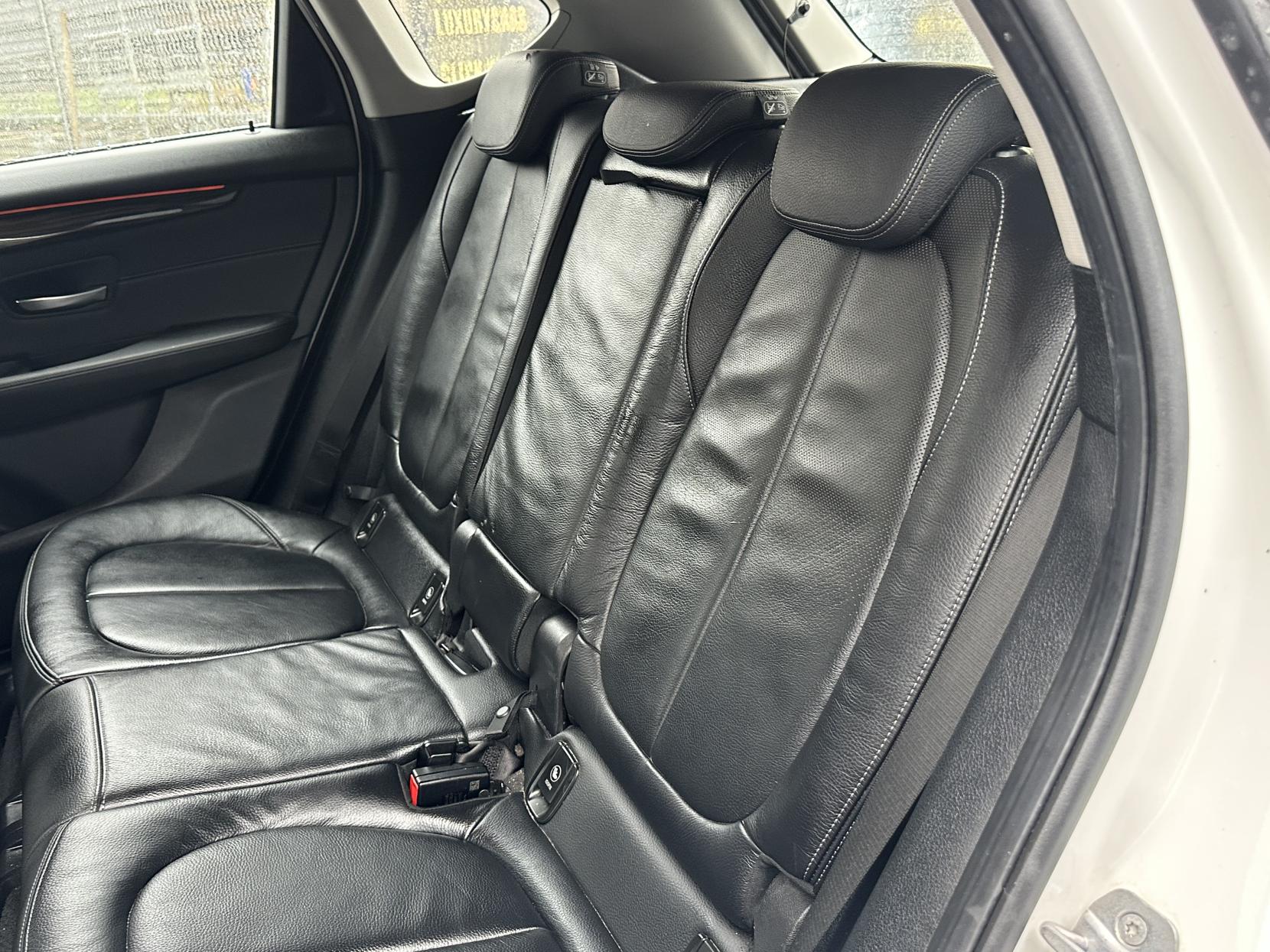 BMW 2 Series Active Tourer 2.0 220i Luxury MPV 5dr Petrol Auto Euro 6 (s/s) (192 ps)