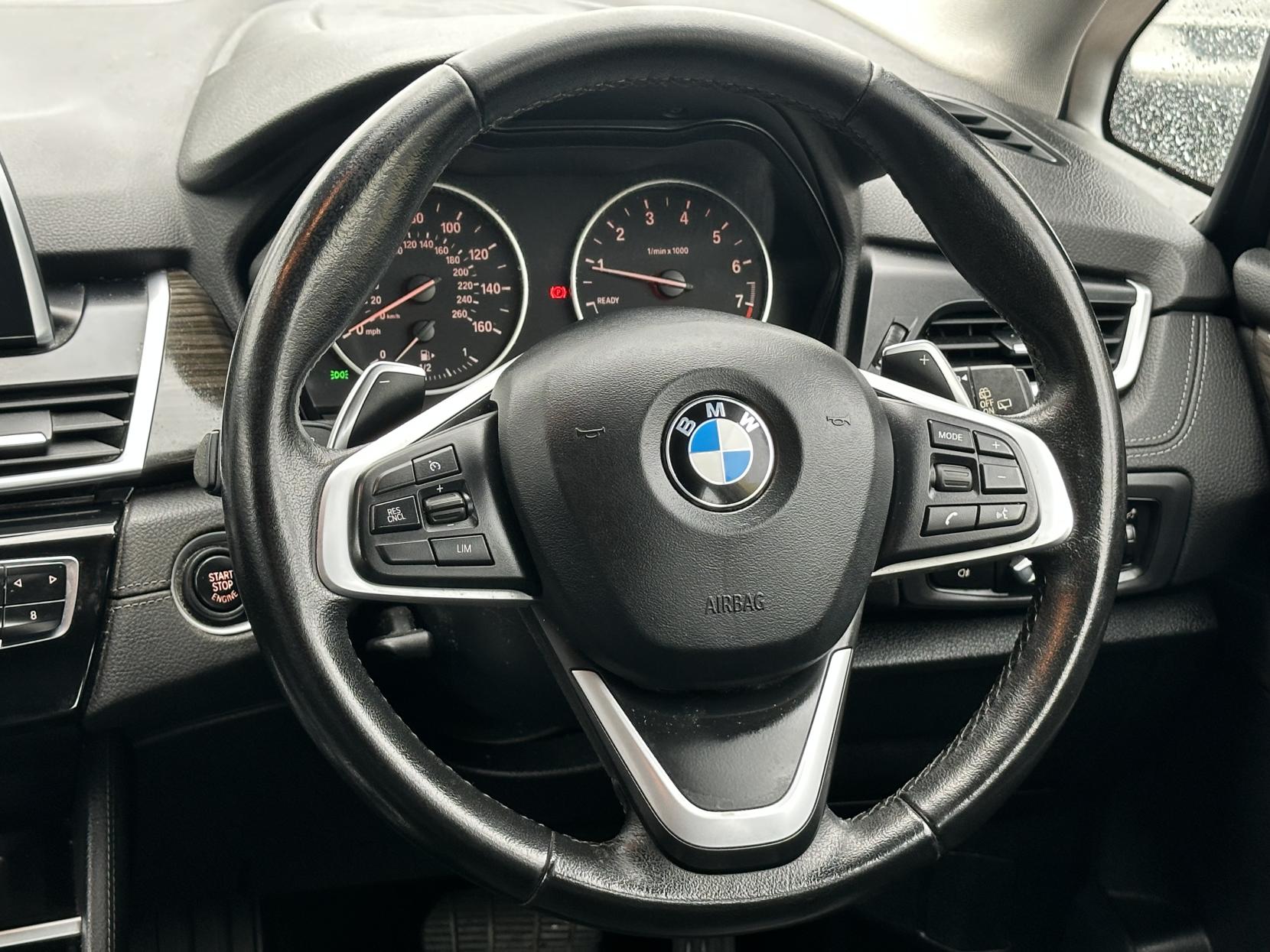 BMW 2 Series Active Tourer 2.0 220i Luxury MPV 5dr Petrol Auto Euro 6 (s/s) (192 ps)