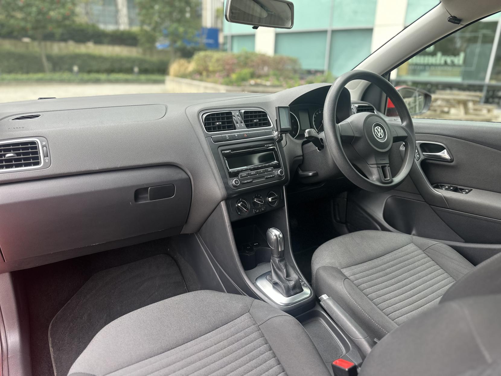 Volkswagen Polo 1.4 Match Hatchback 5dr Petrol DSG Euro 5 (85 ps)