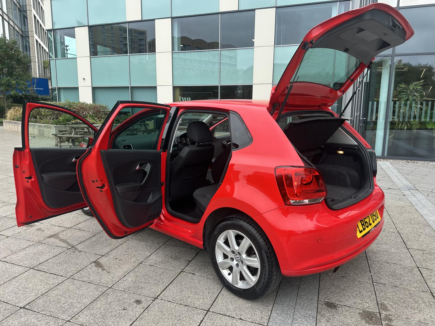 Volkswagen Polo 1.4 Match Hatchback 5dr Petrol DSG Euro 5 (85 ps)