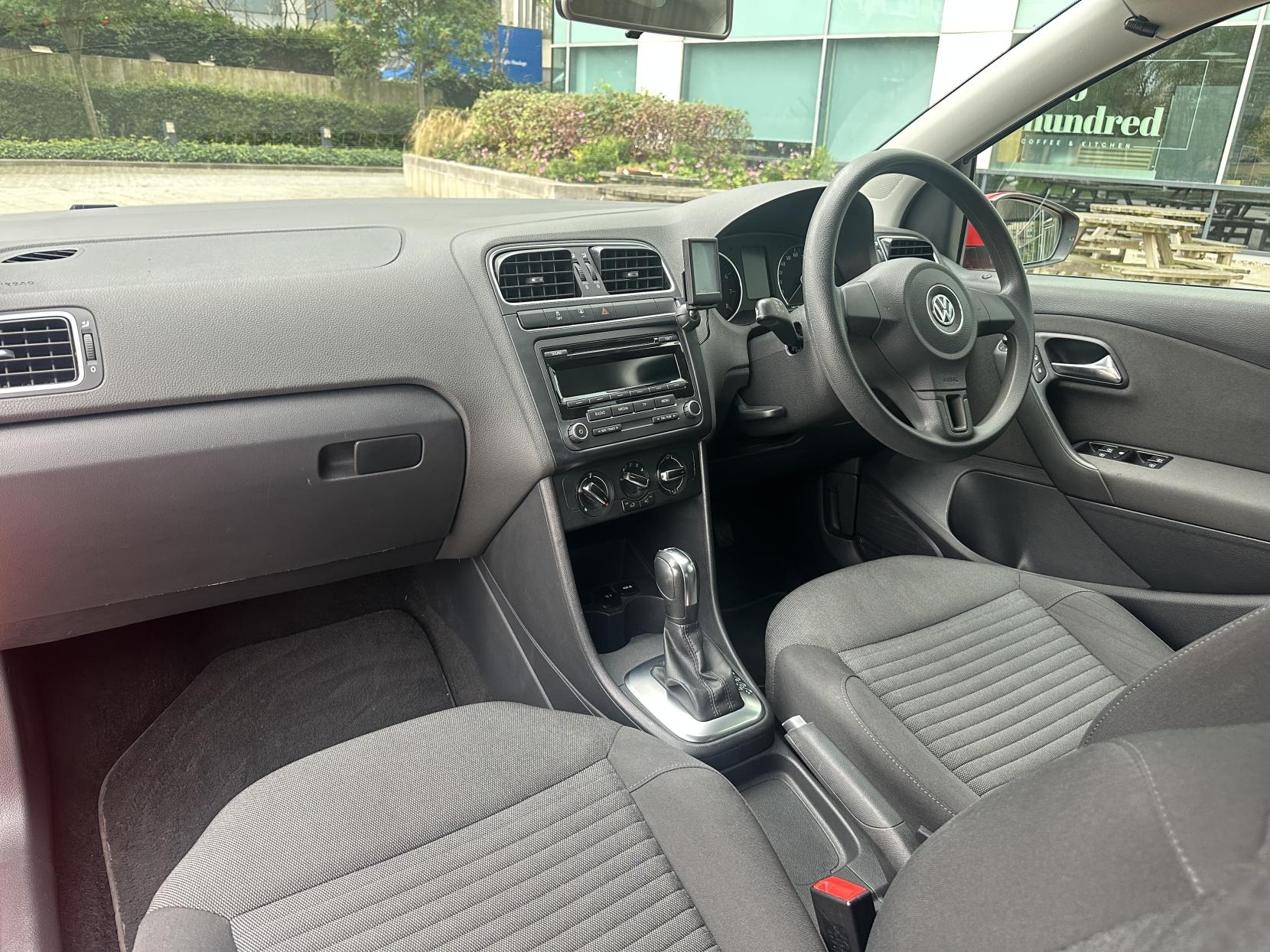 Volkswagen Polo 1.4 Match Hatchback 5dr Petrol DSG Euro 5 (85 ps)