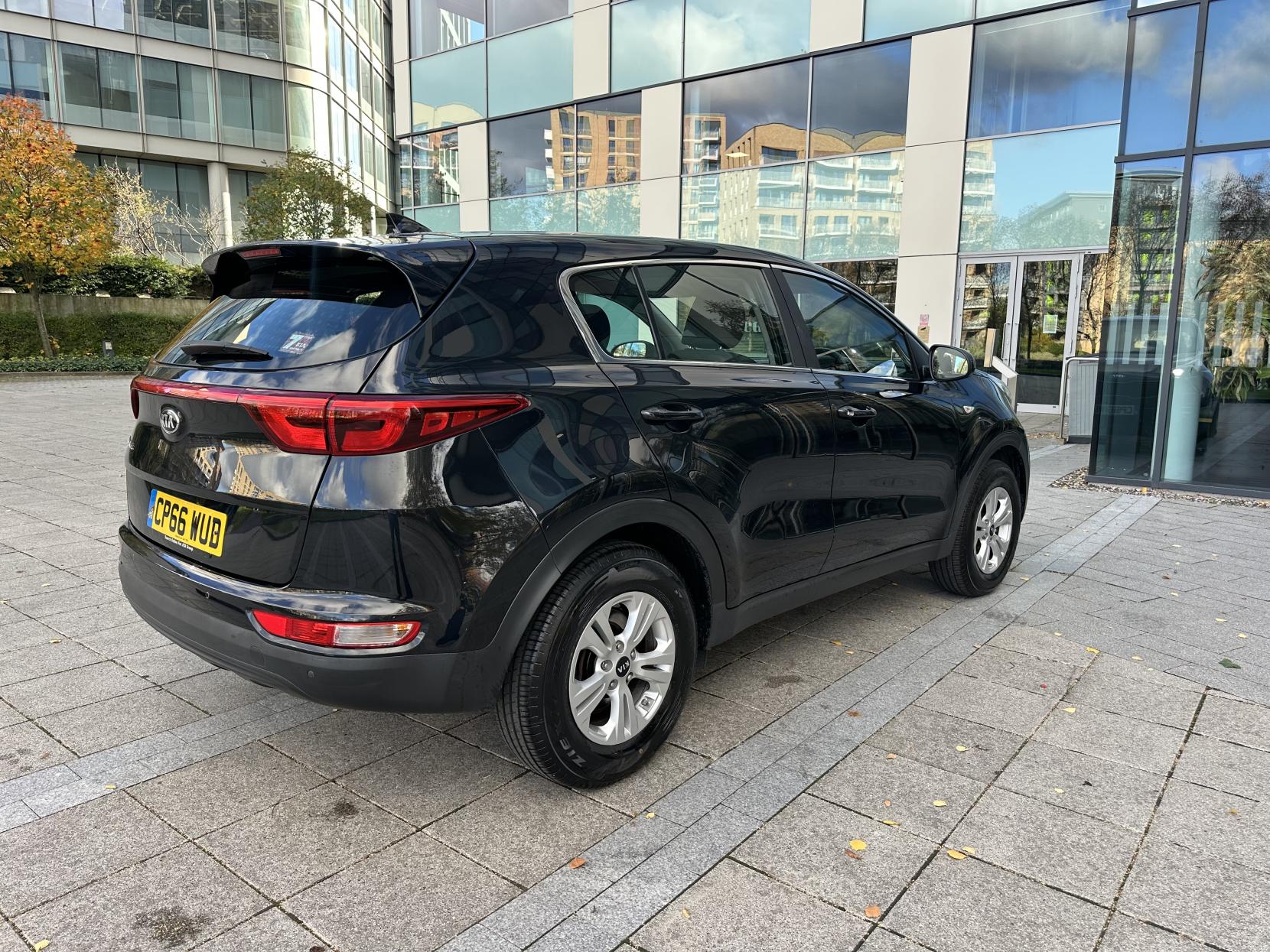 Kia Sportage 1.6 GDi 1 SUV 5dr Petrol Manual Euro 6 (130 bhp)