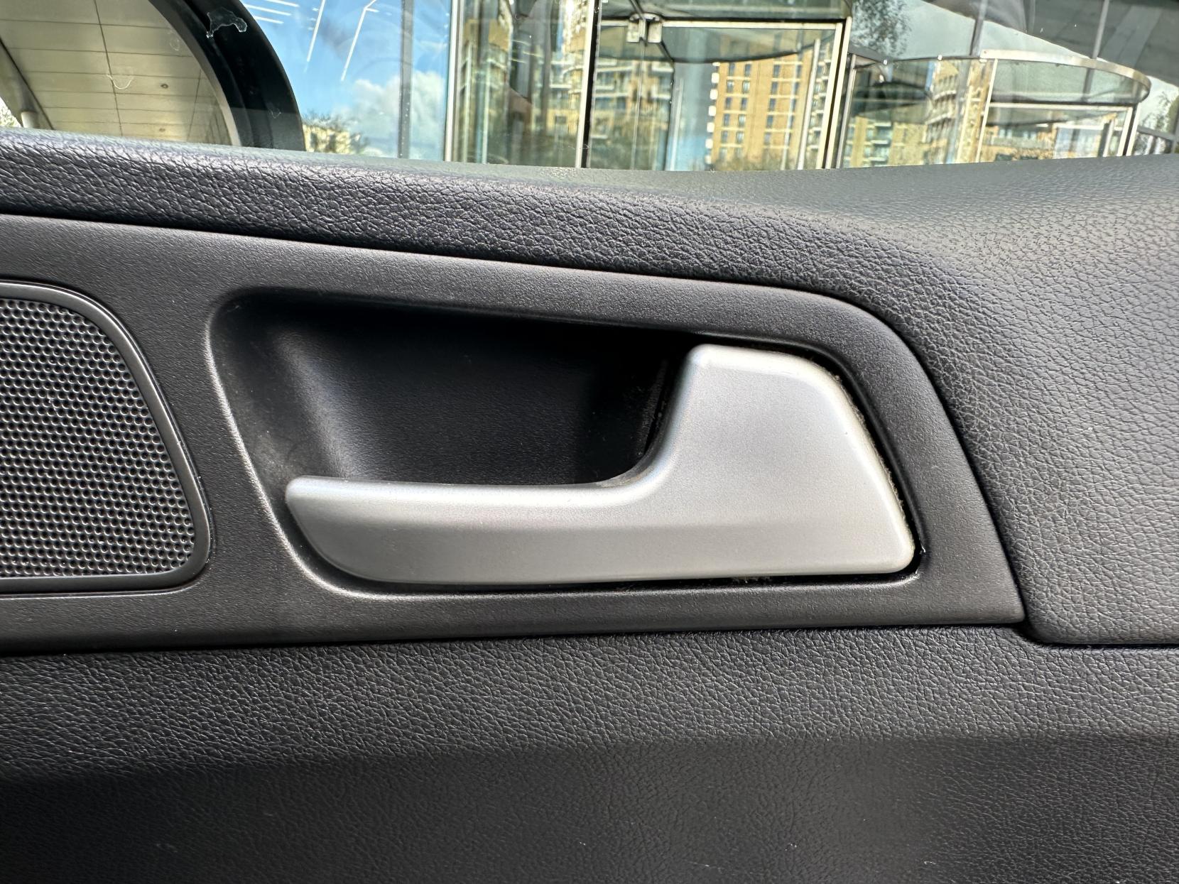 Kia Sportage 1.6 GDi 1 SUV 5dr Petrol Manual Euro 6 (130 bhp)