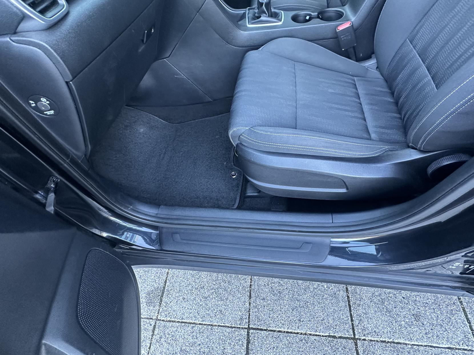 Kia Sportage 1.6 GDi 1 SUV 5dr Petrol Manual Euro 6 (130 bhp)