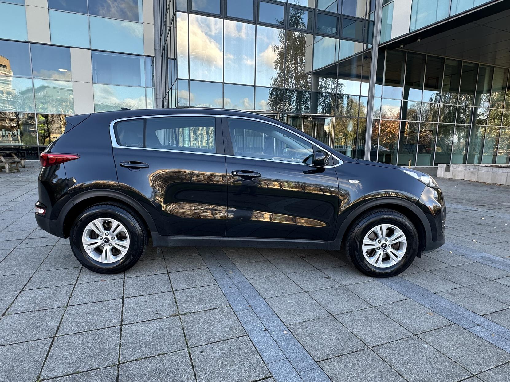 Kia Sportage 1.6 GDi 1 SUV 5dr Petrol Manual Euro 6 (130 bhp)