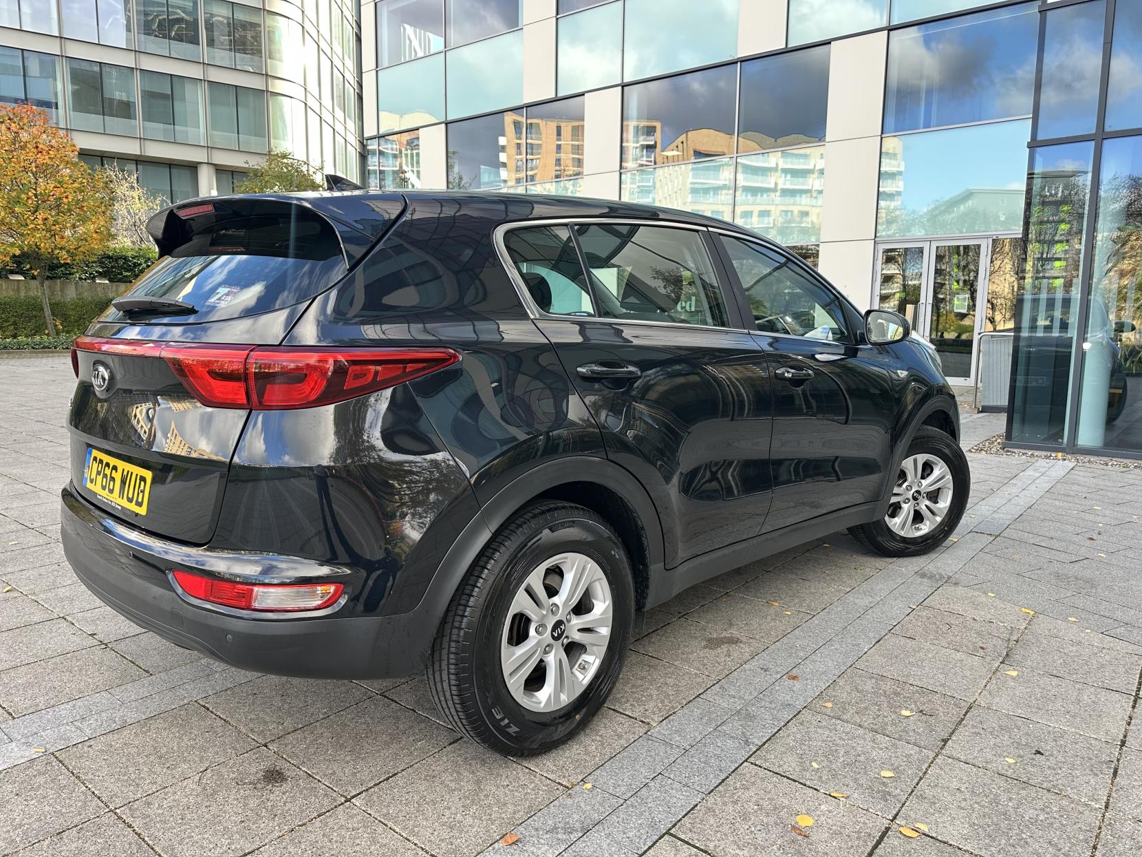 Kia Sportage 1.6 GDi 1 SUV 5dr Petrol Manual Euro 6 (130 bhp)