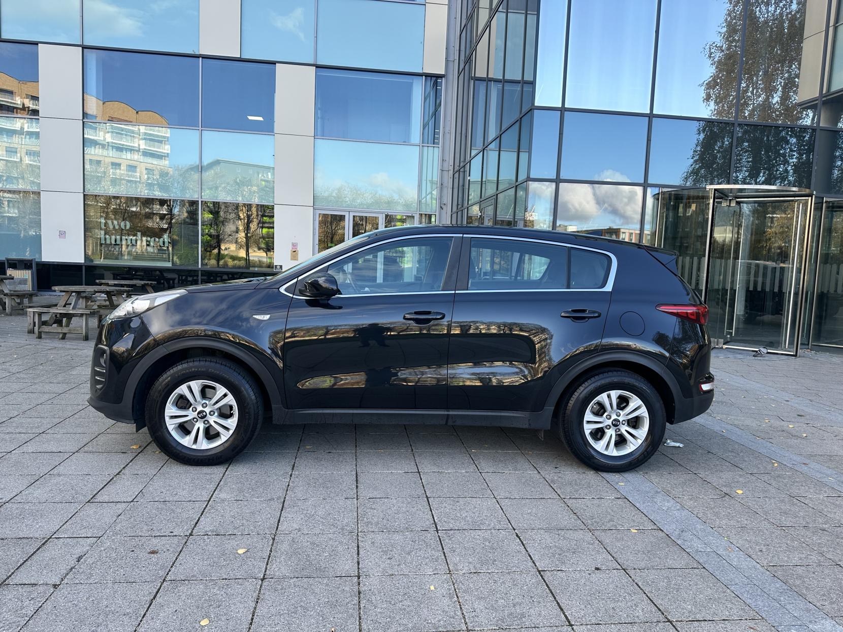 Kia Sportage 1.6 GDi 1 SUV 5dr Petrol Manual Euro 6 (130 bhp)