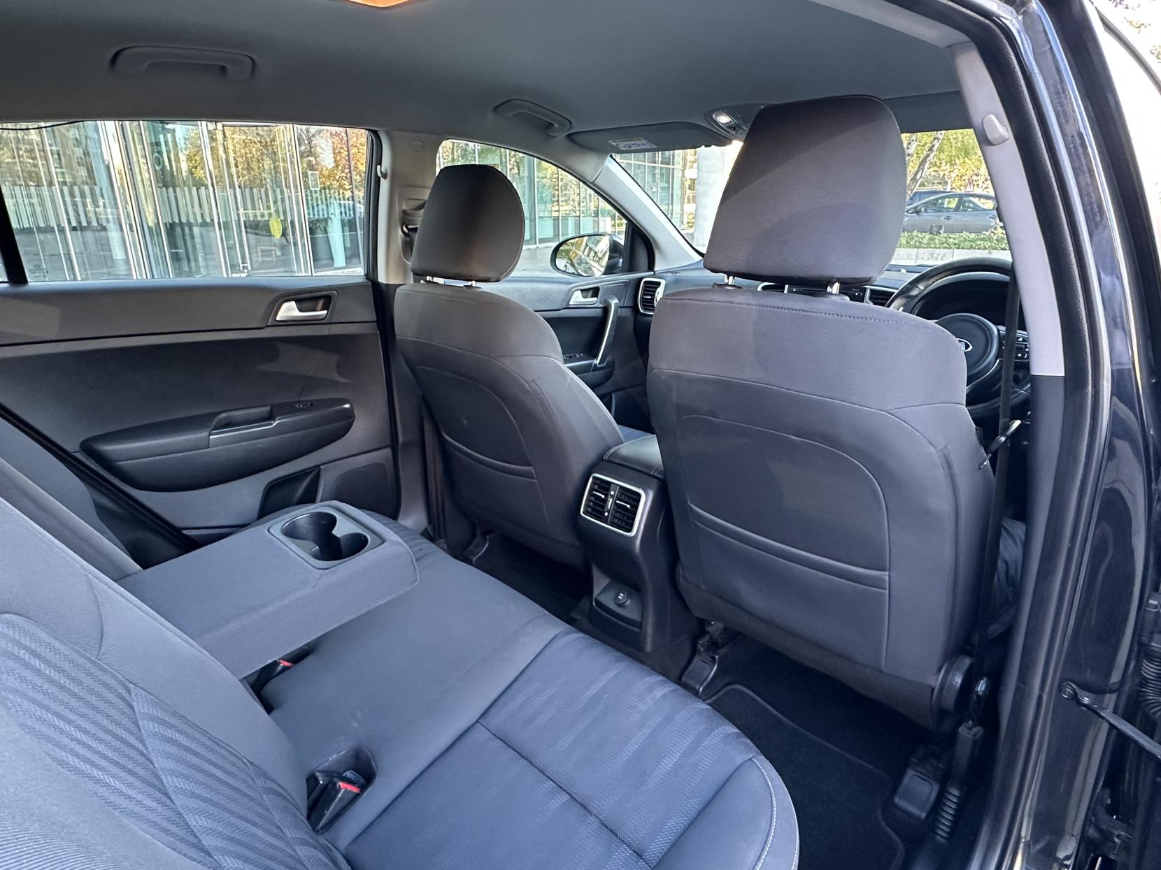 Kia Sportage 1.6 GDi 1 SUV 5dr Petrol Manual Euro 6 (130 bhp)