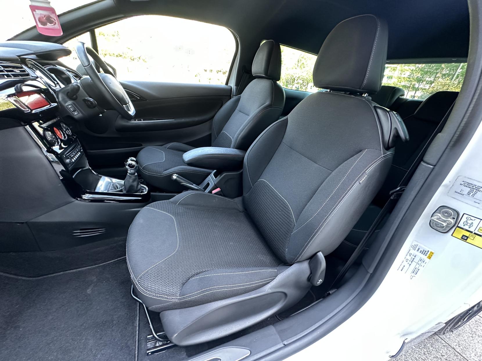 Citroen DS3 1.2 PureTech DStyle Plus Hatchback 3dr Petrol Manual Euro 6 (s/s) (110 ps)