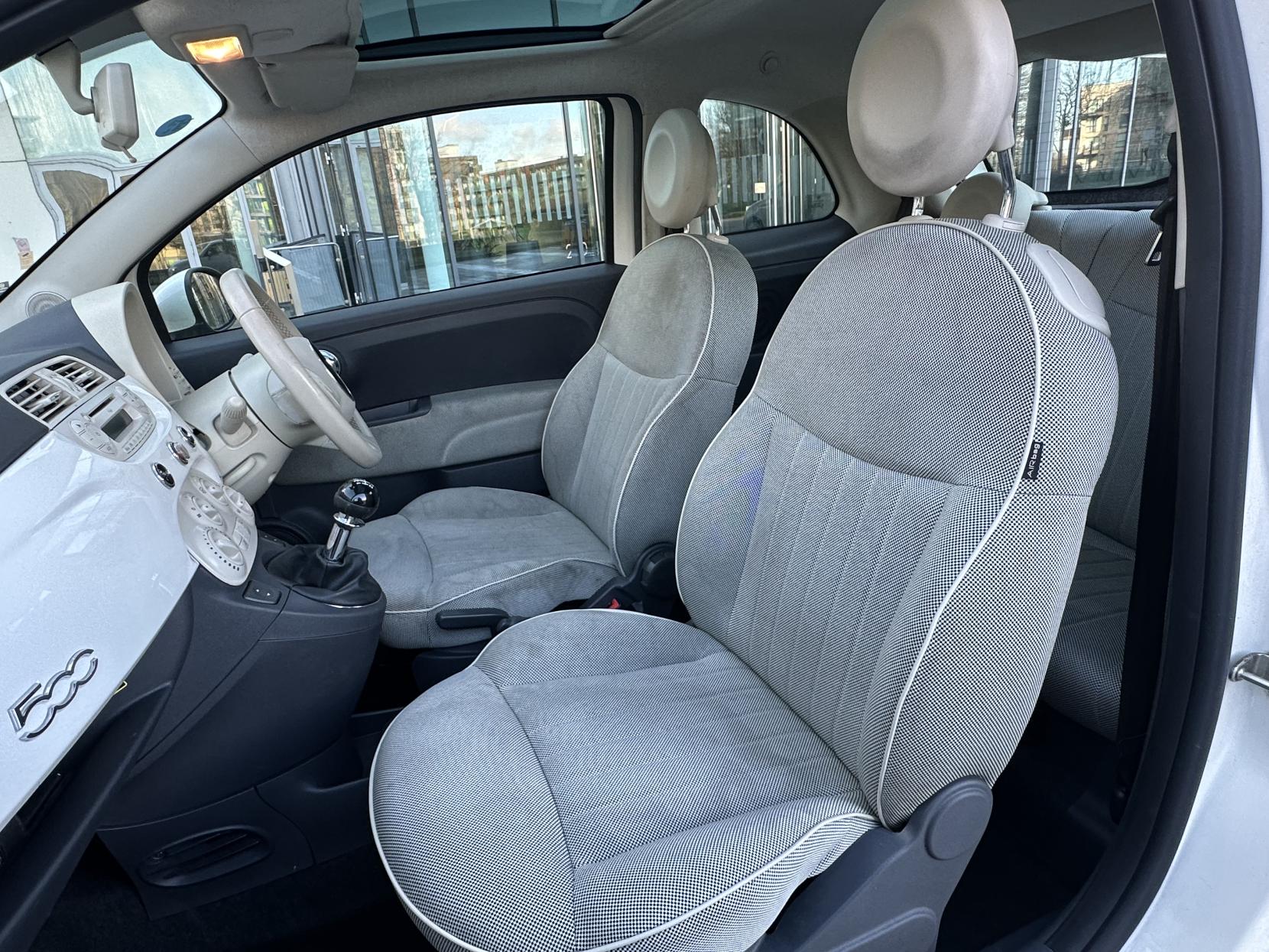 Fiat 500 1.2 Lounge Hatchback 3dr Petrol Manual Euro 5 (s/s) (69 bhp)