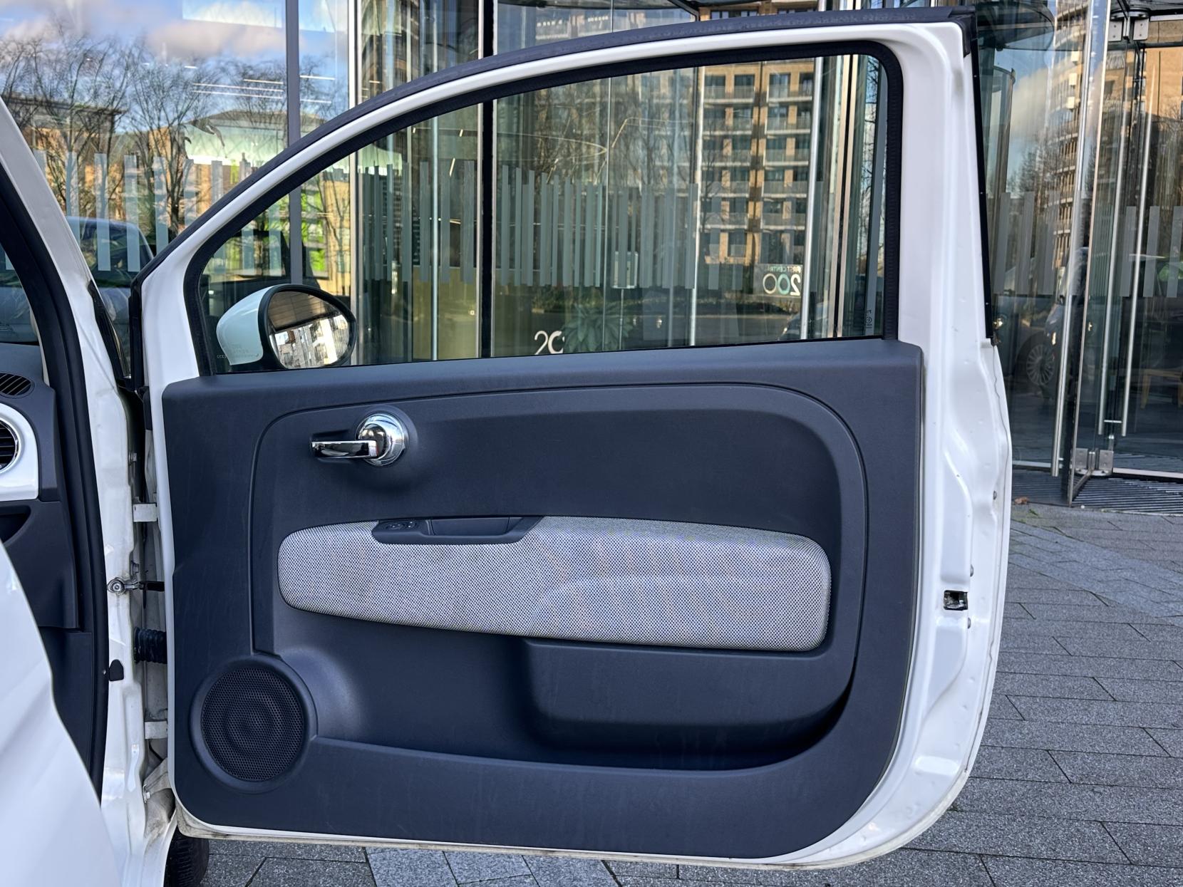 Fiat 500 1.2 Lounge Hatchback 3dr Petrol Manual Euro 5 (s/s) (69 bhp)