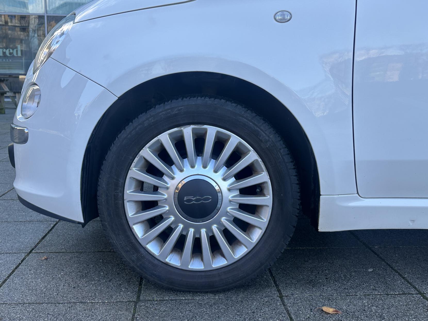 Fiat 500 1.2 Lounge Hatchback 3dr Petrol Manual Euro 5 (s/s) (69 bhp)