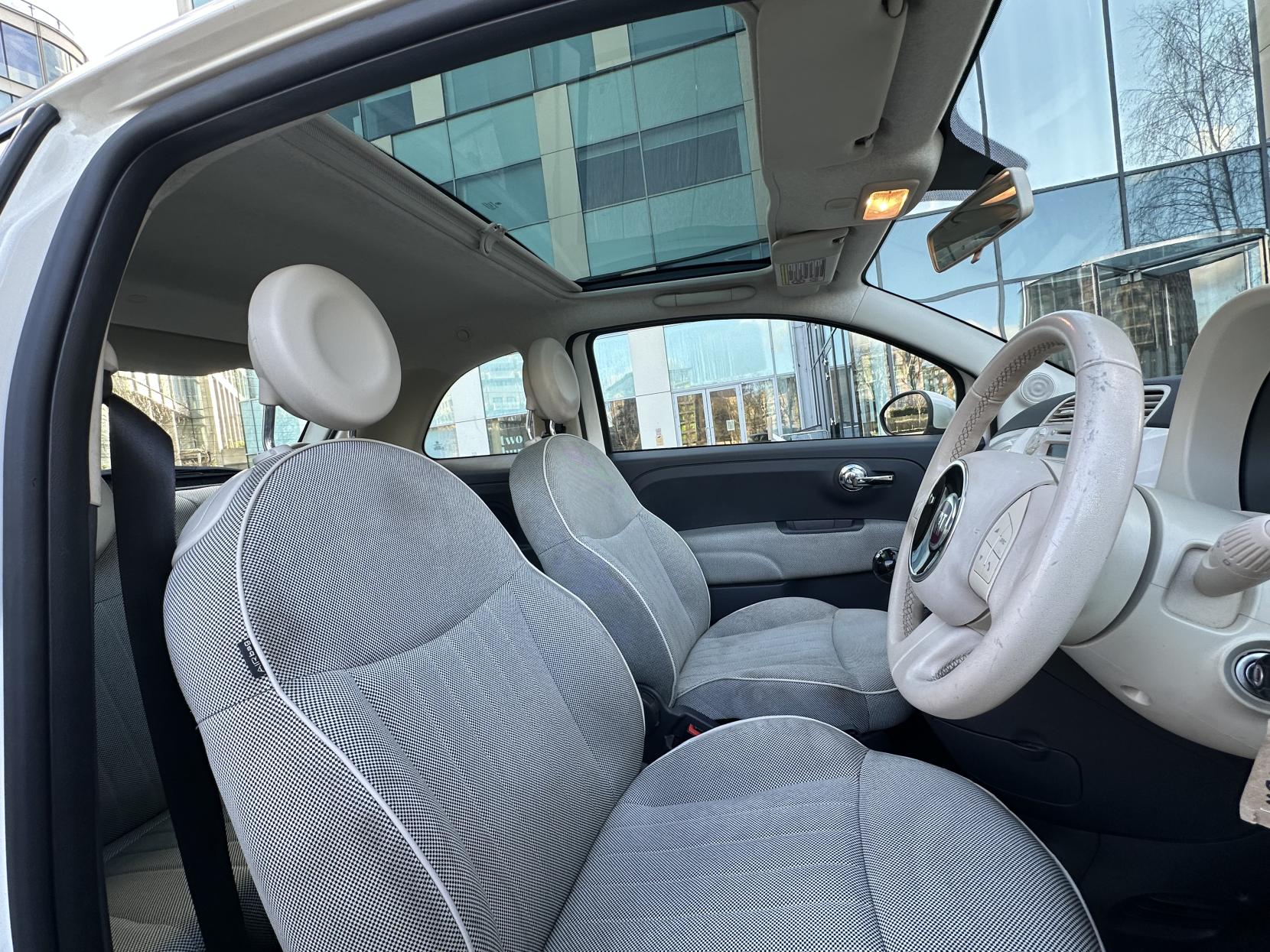 Fiat 500 1.2 Lounge Hatchback 3dr Petrol Manual Euro 5 (s/s) (69 bhp)