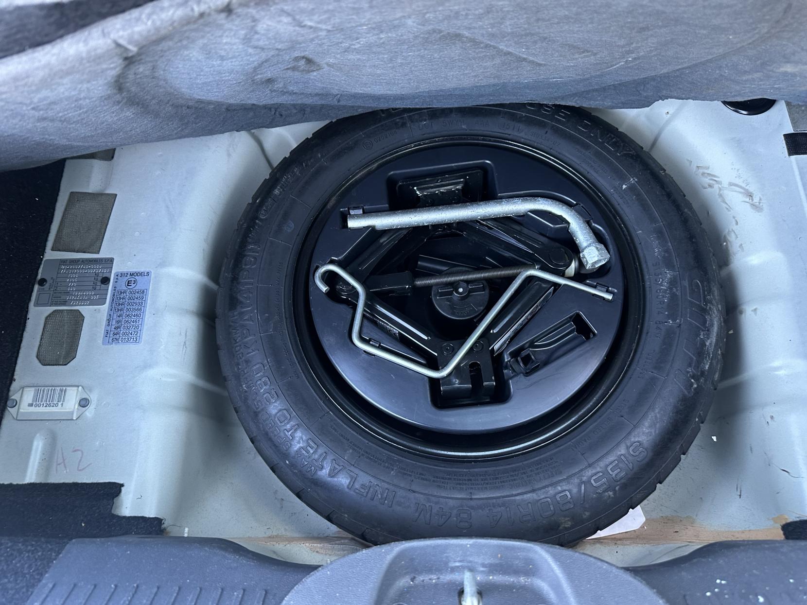 Fiat 500 1.2 Lounge Hatchback 3dr Petrol Manual Euro 5 (s/s) (69 bhp)