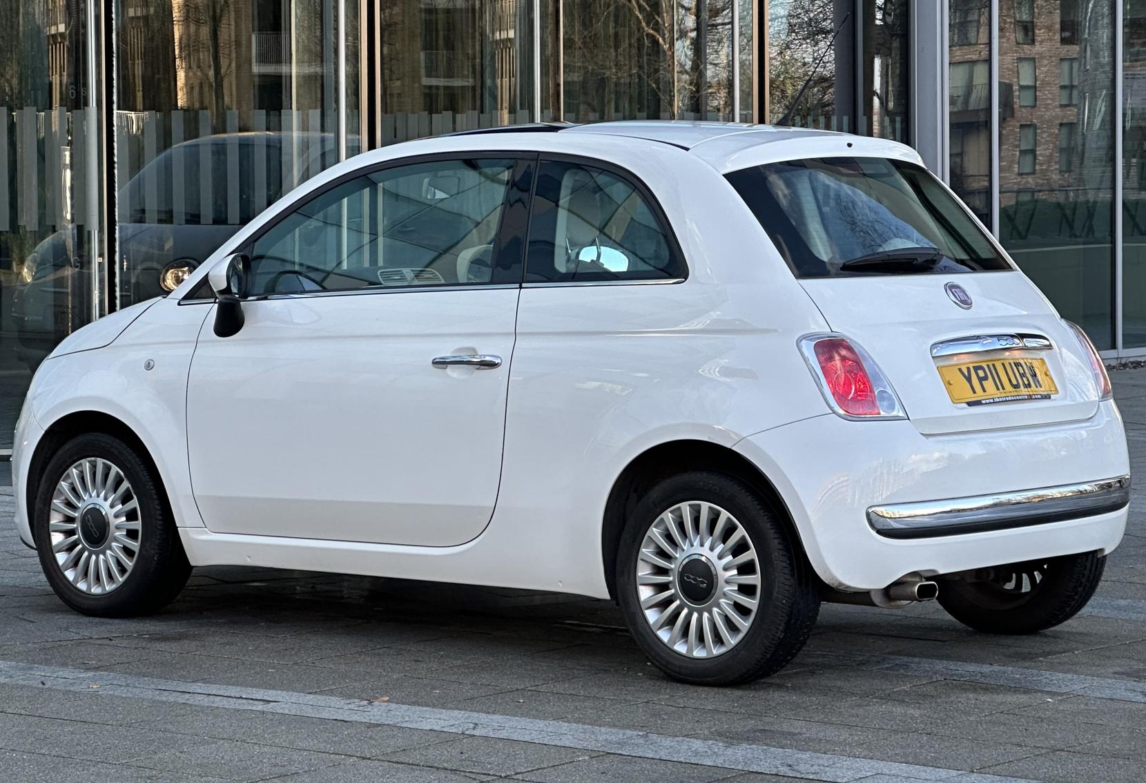 Fiat 500 1.2 Lounge Hatchback 3dr Petrol Manual Euro 5 (s/s) (69 bhp)