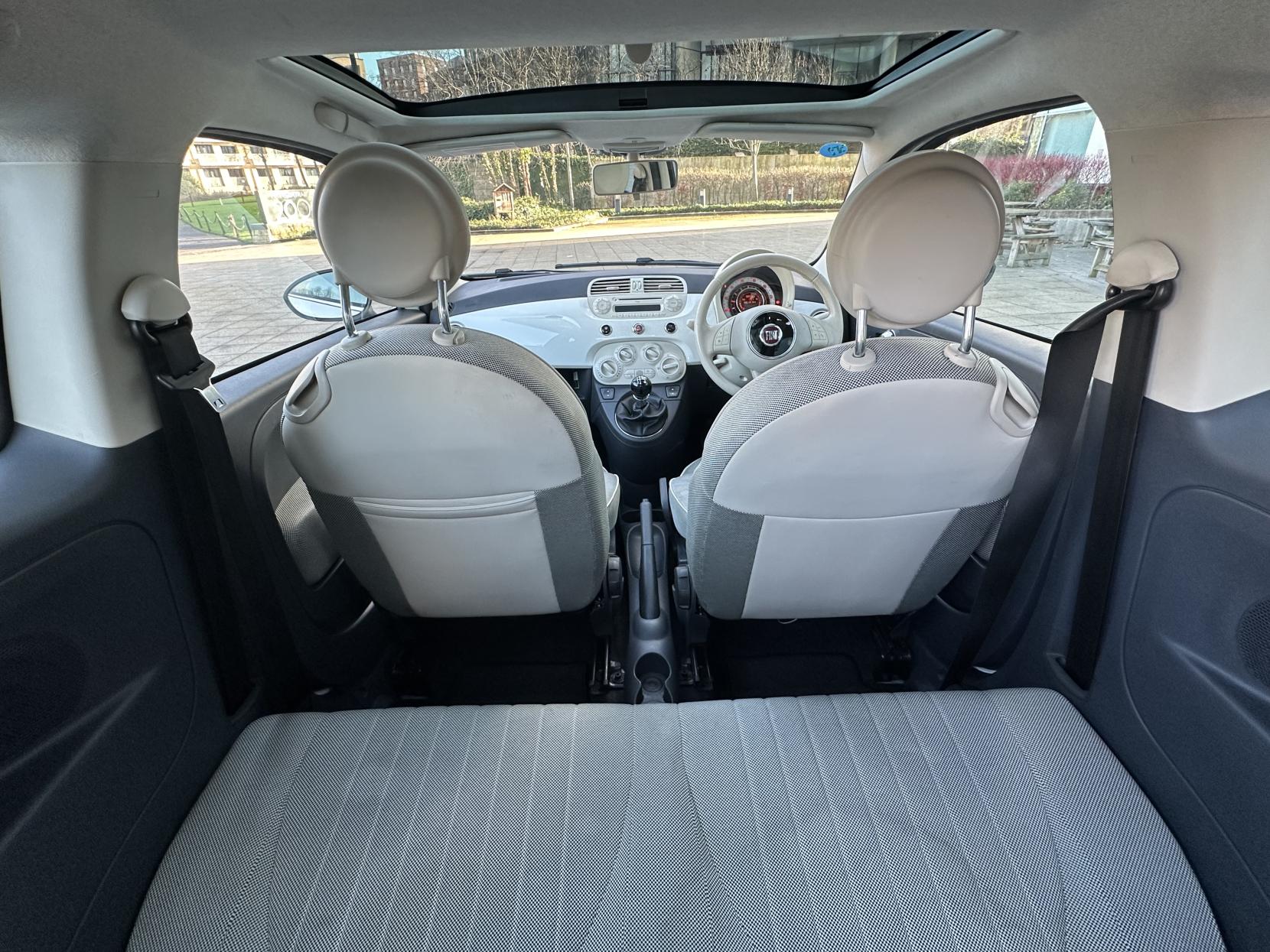 Fiat 500 1.2 Lounge Hatchback 3dr Petrol Manual Euro 5 (s/s) (69 bhp)