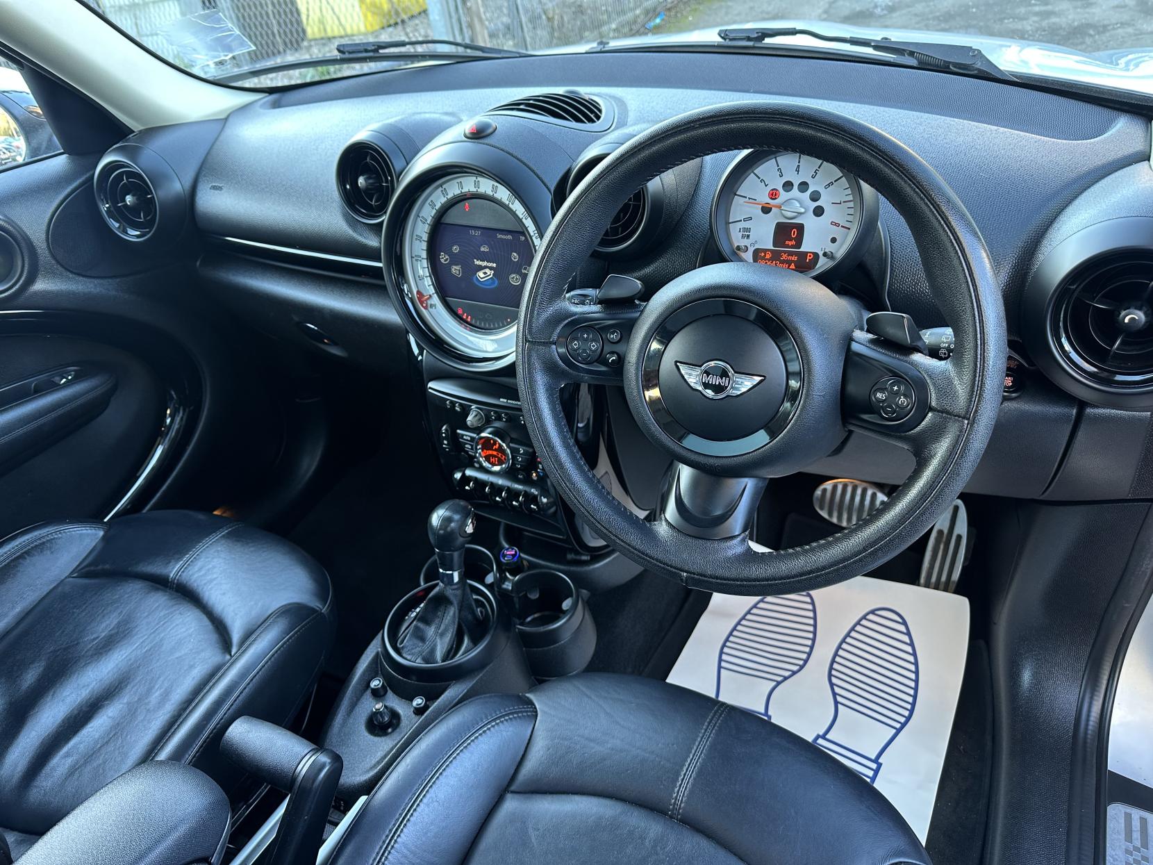 MINI Countryman 1.6 Cooper S SUV 5dr Petrol Auto ALL4 Euro 5 (184 ps)