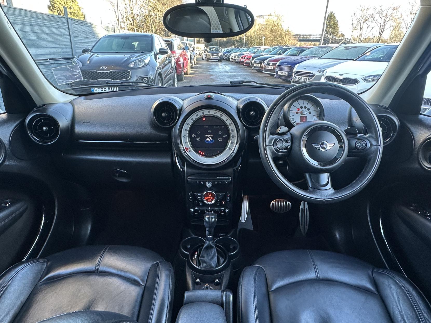 MINI Countryman 1.6 Cooper S SUV 5dr Petrol Auto ALL4 Euro 5 (184 ps)