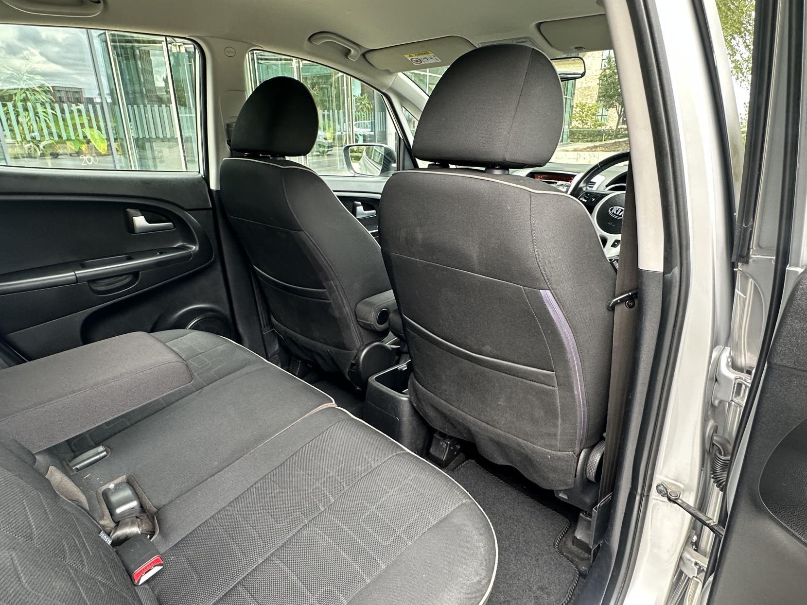 Kia Venga 1.6 2 MPV 5dr Petrol Auto Euro 5 (123 bhp)