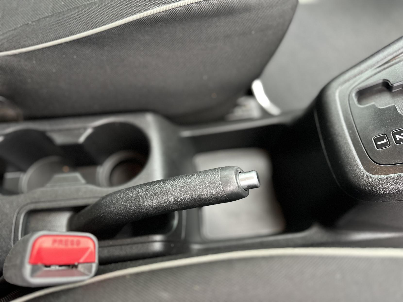 Kia Venga 1.6 2 MPV 5dr Petrol Auto Euro 5 (123 bhp)