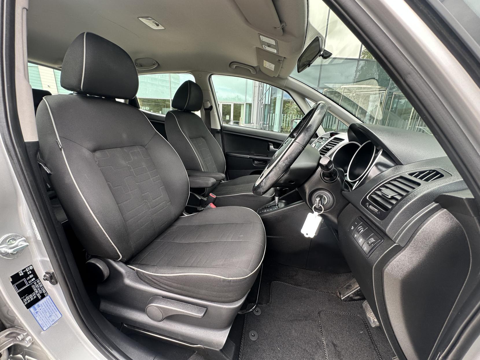 Kia Venga 1.6 2 MPV 5dr Petrol Auto Euro 5 (123 bhp)