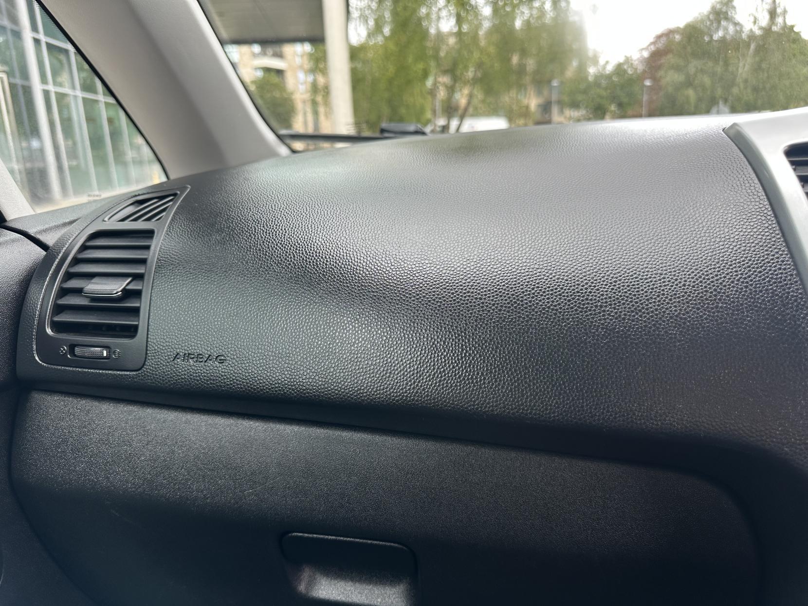 Kia Venga 1.6 2 MPV 5dr Petrol Auto Euro 5 (123 bhp)