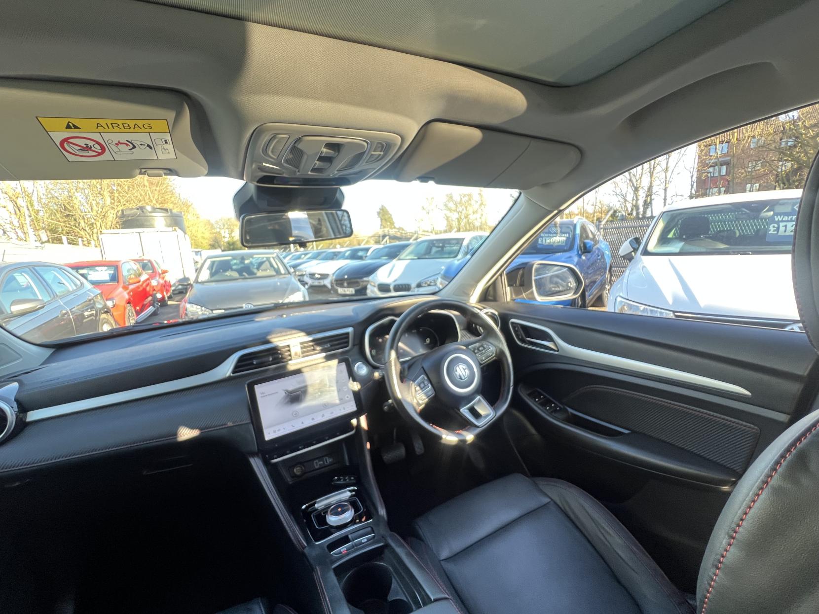 MG MG ZS 72.6kWh Trophy Long Range SUV 5dr Electric Auto (156 ps)