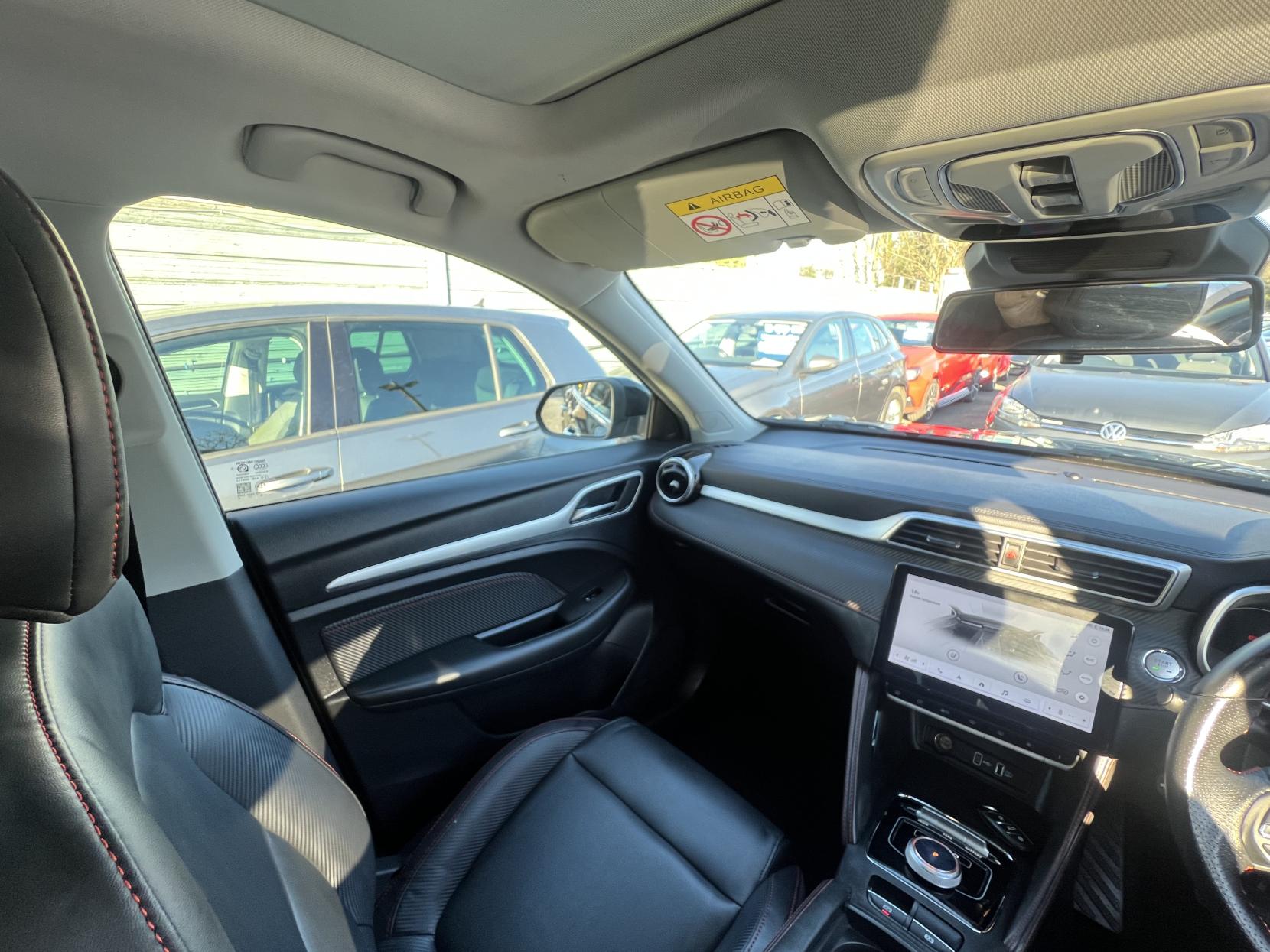 MG MG ZS 72.6kWh Trophy Long Range SUV 5dr Electric Auto (156 ps)