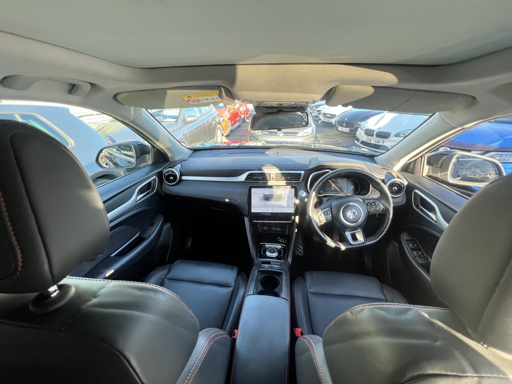 MG MG ZS 72.6kWh Trophy Long Range SUV 5dr Electric Auto (156 ps)