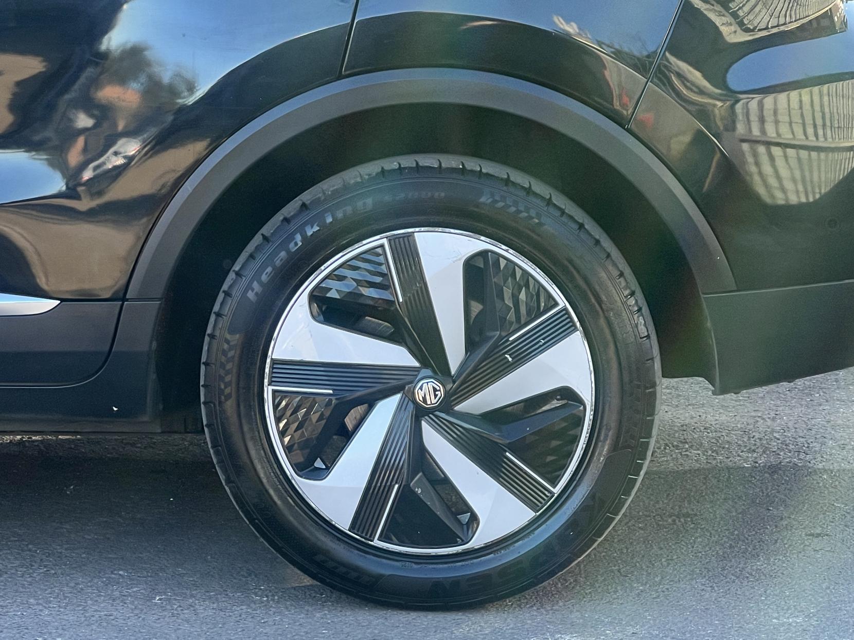 MG MG ZS 72.6kWh Trophy Long Range SUV 5dr Electric Auto (156 ps)