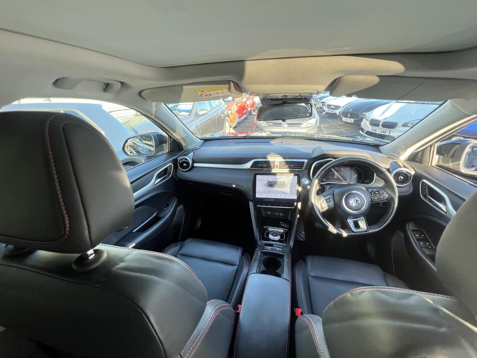 MG MG ZS 72.6kWh Trophy Long Range SUV 5dr Electric Auto (156 ps)